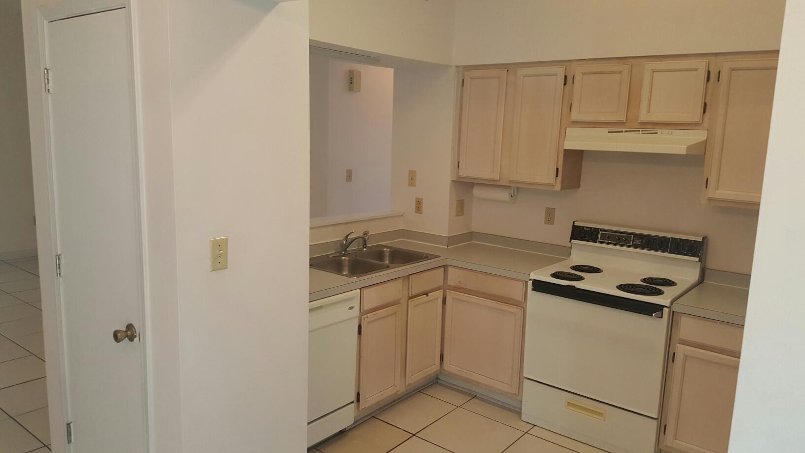 COVENTRY PARK VLG PH II LOT 21 BLK A - Residential