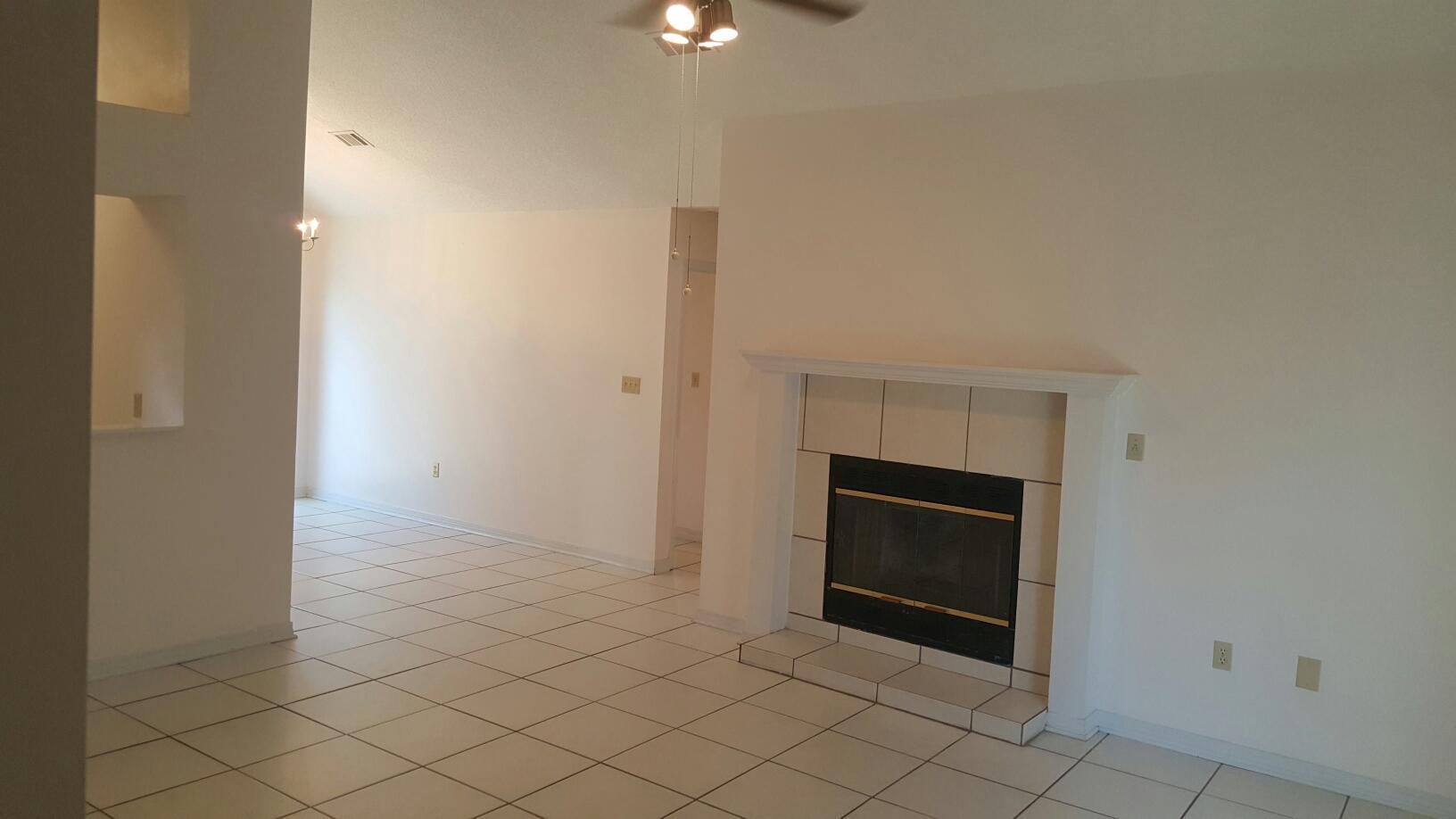 COVENTRY PARK VLG PH II LOT 21 BLK A - Residential