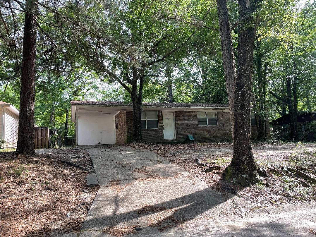 Investor Special! All brick 3 bed / 1.5 bath home in town and near recreation parks. 1 car carport. HVAC replaced in 2019. Property is being sold AS-IS.
