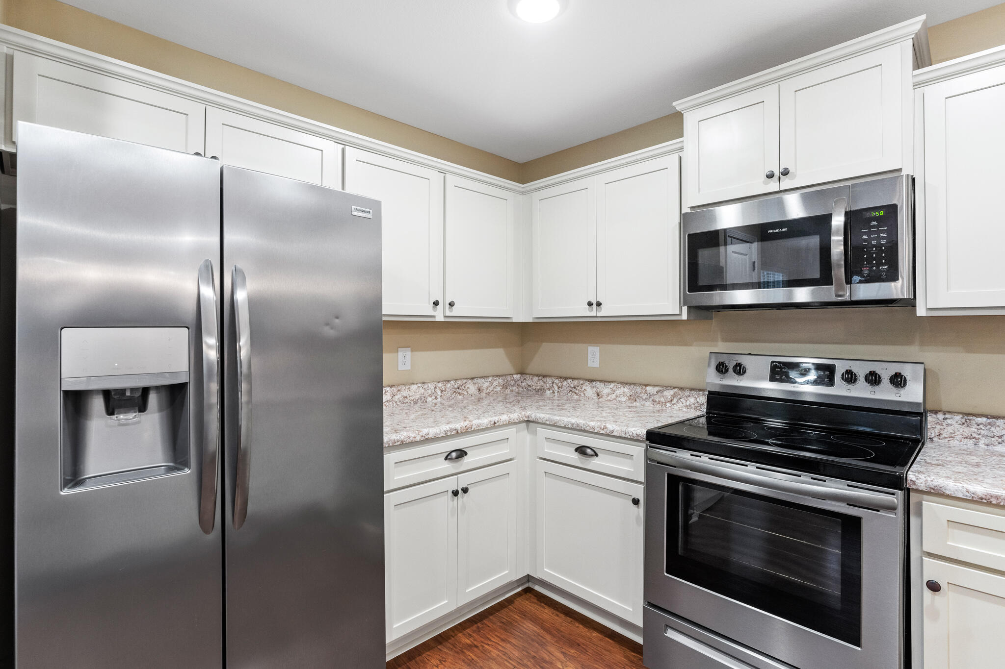 STILLWELL ESTATES - Residential