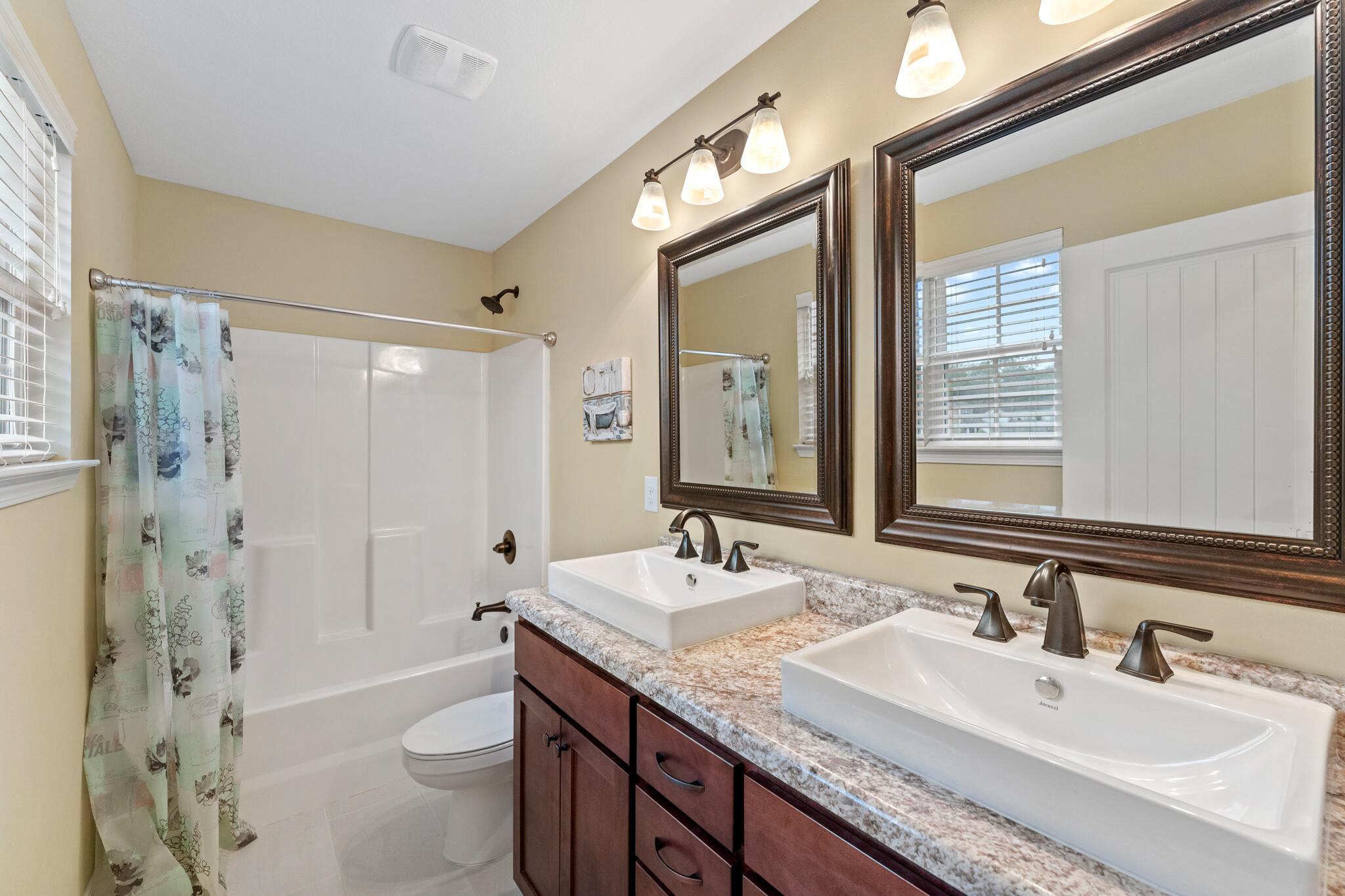 STILLWELL ESTATES - Residential