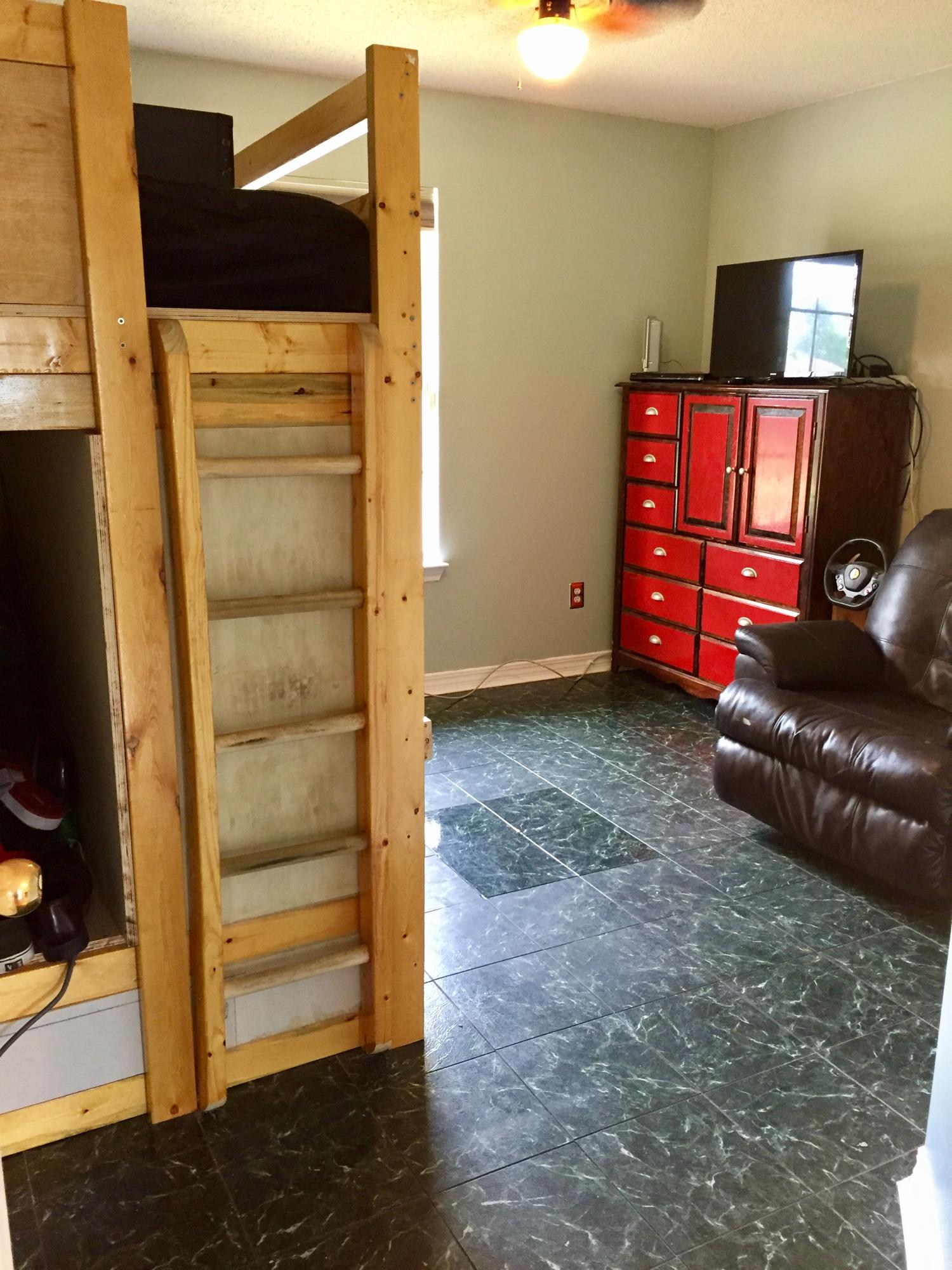 CHEROKEE BEND S/D PH 2 - Residential