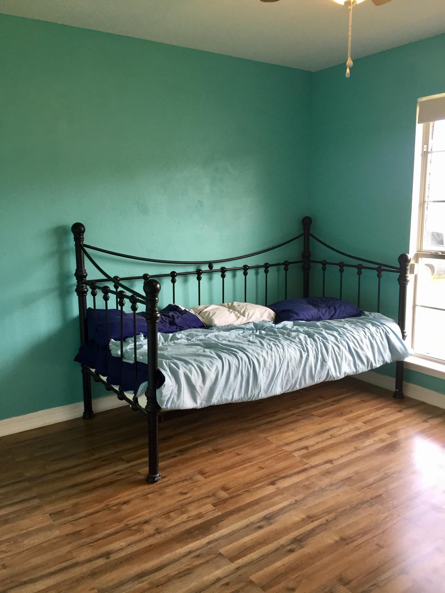 CHEROKEE BEND S/D PH 2 - Residential