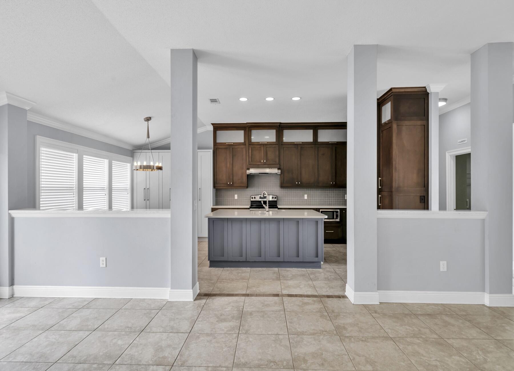 SKY RIDGE ESTATES 1ST ADD - Residential