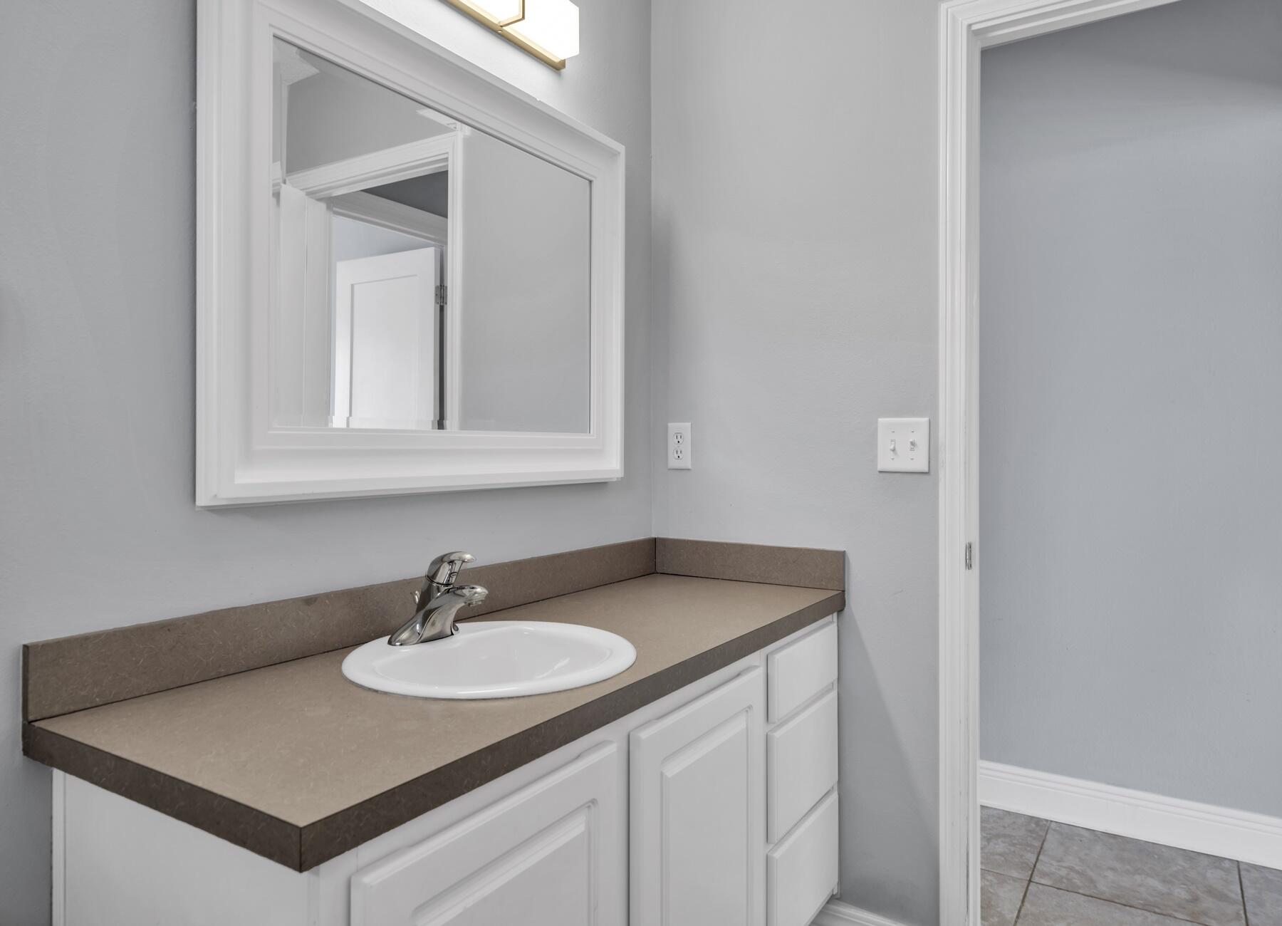 SKY RIDGE ESTATES 1ST ADD - Residential