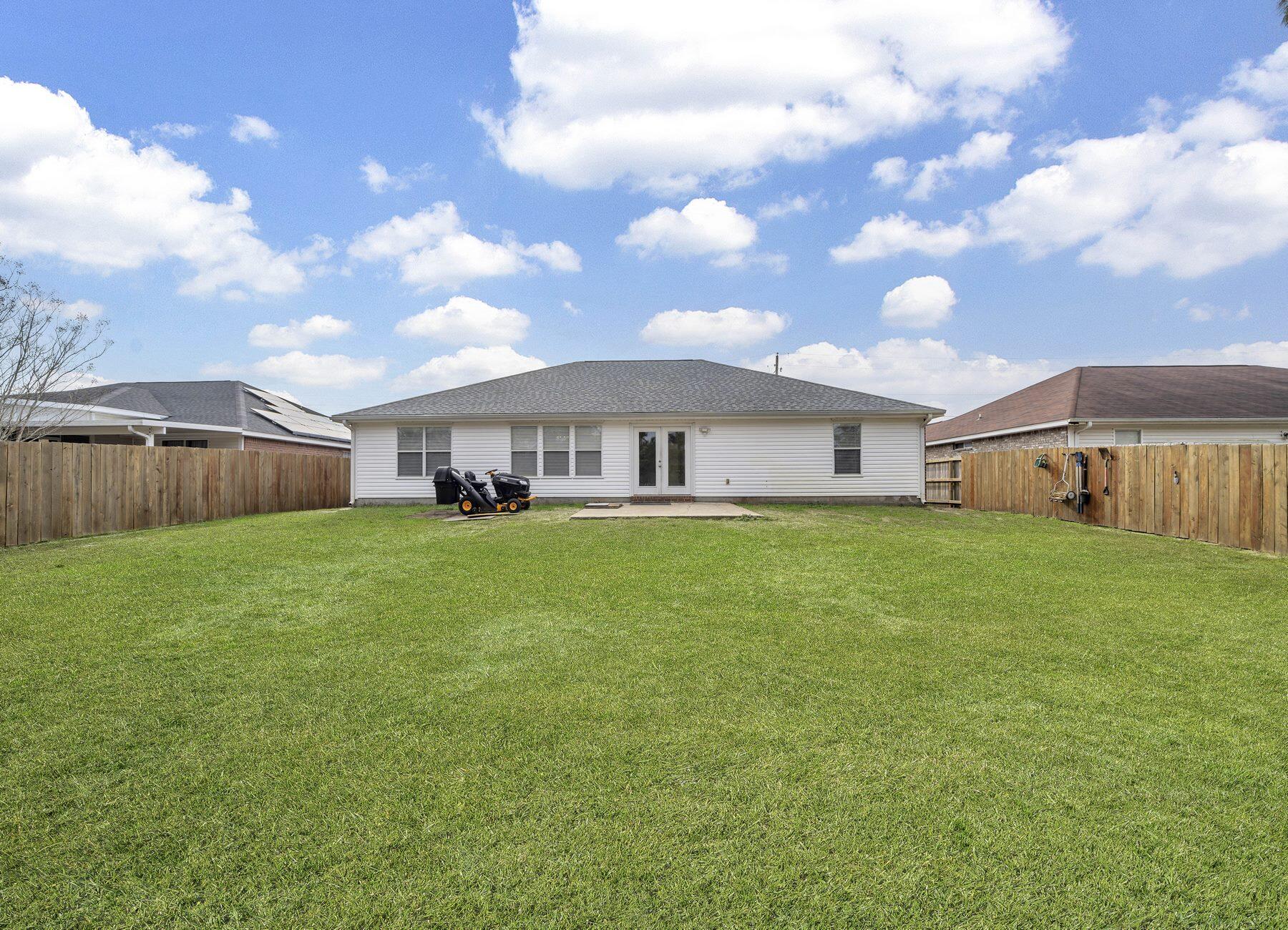 SKY RIDGE ESTATES 1ST ADD - Residential