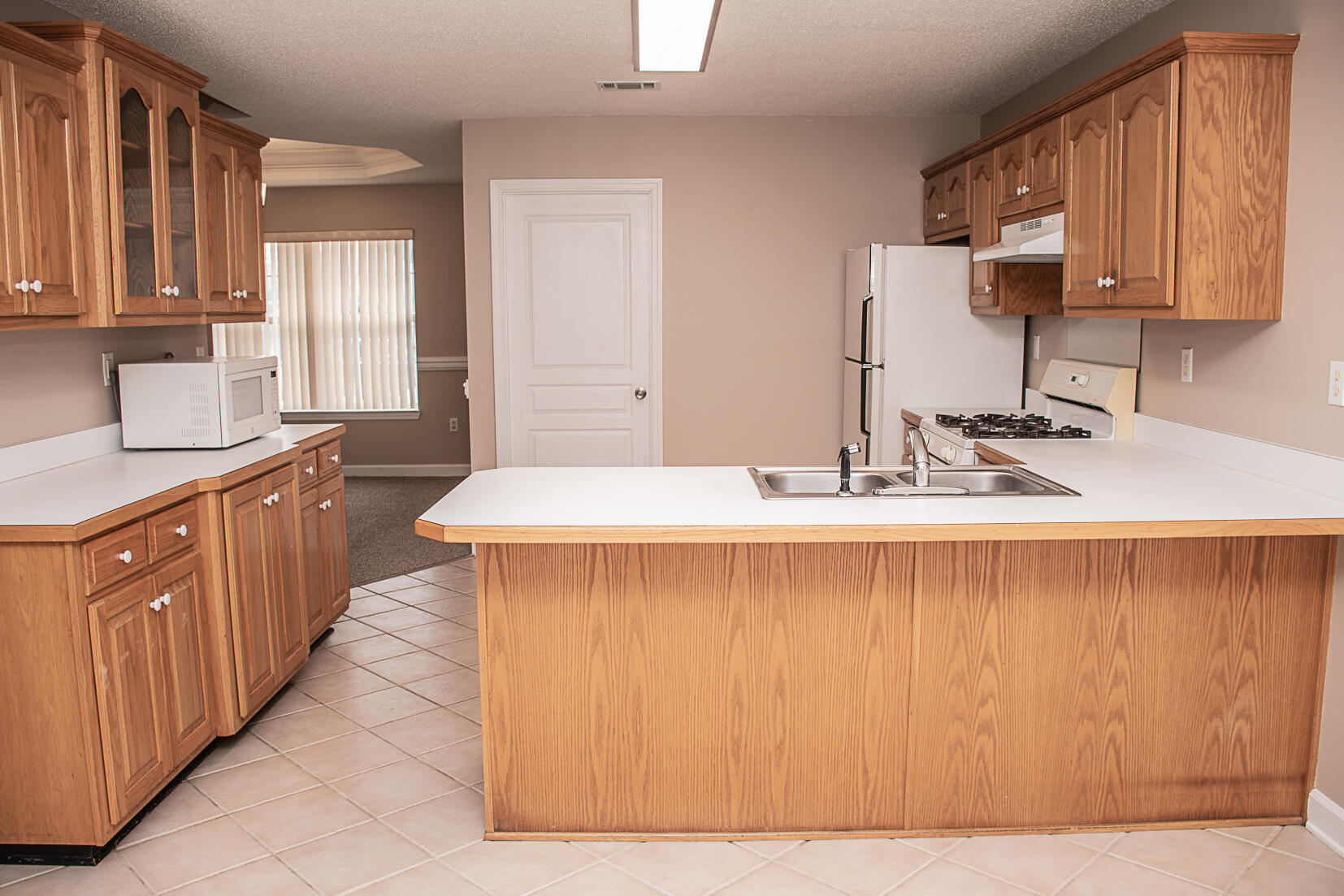 STEEPLECHASE PH 2 - Residential Lease
