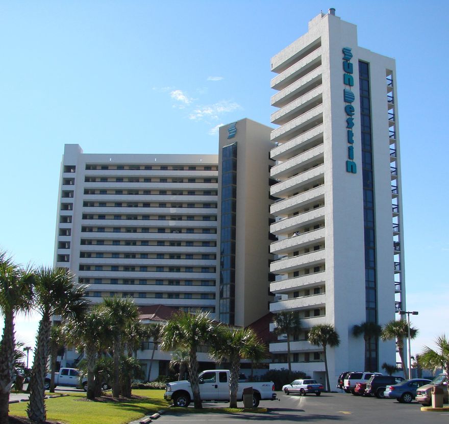 PRICE REDUCED!! Stunning Gulf view from the 11th floor. This side view unit has an extra half bath to maximize your rental income, and it's up high enough to see the Gulf of Mexico without obstruction. SunDestin features and indoor and outdoor pool, onsite restaurant and convenience store, kids splash pad, beach service, meeting rooms and convention center. The owners manage rentals themselves and have numerous return visitors. Owners are allowed small pets.