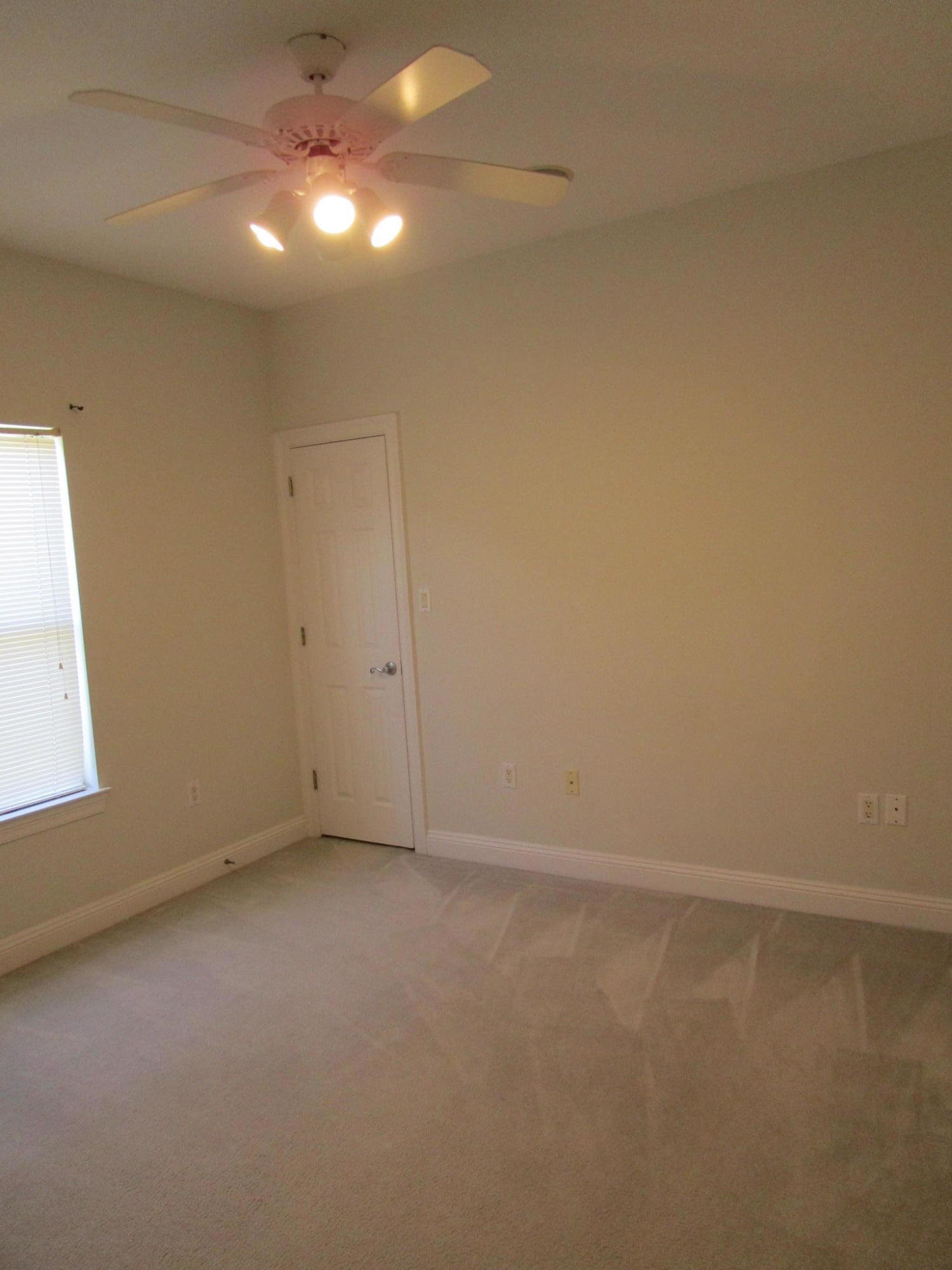 NORTH RIDGE CREEK S/D - Residential Lease