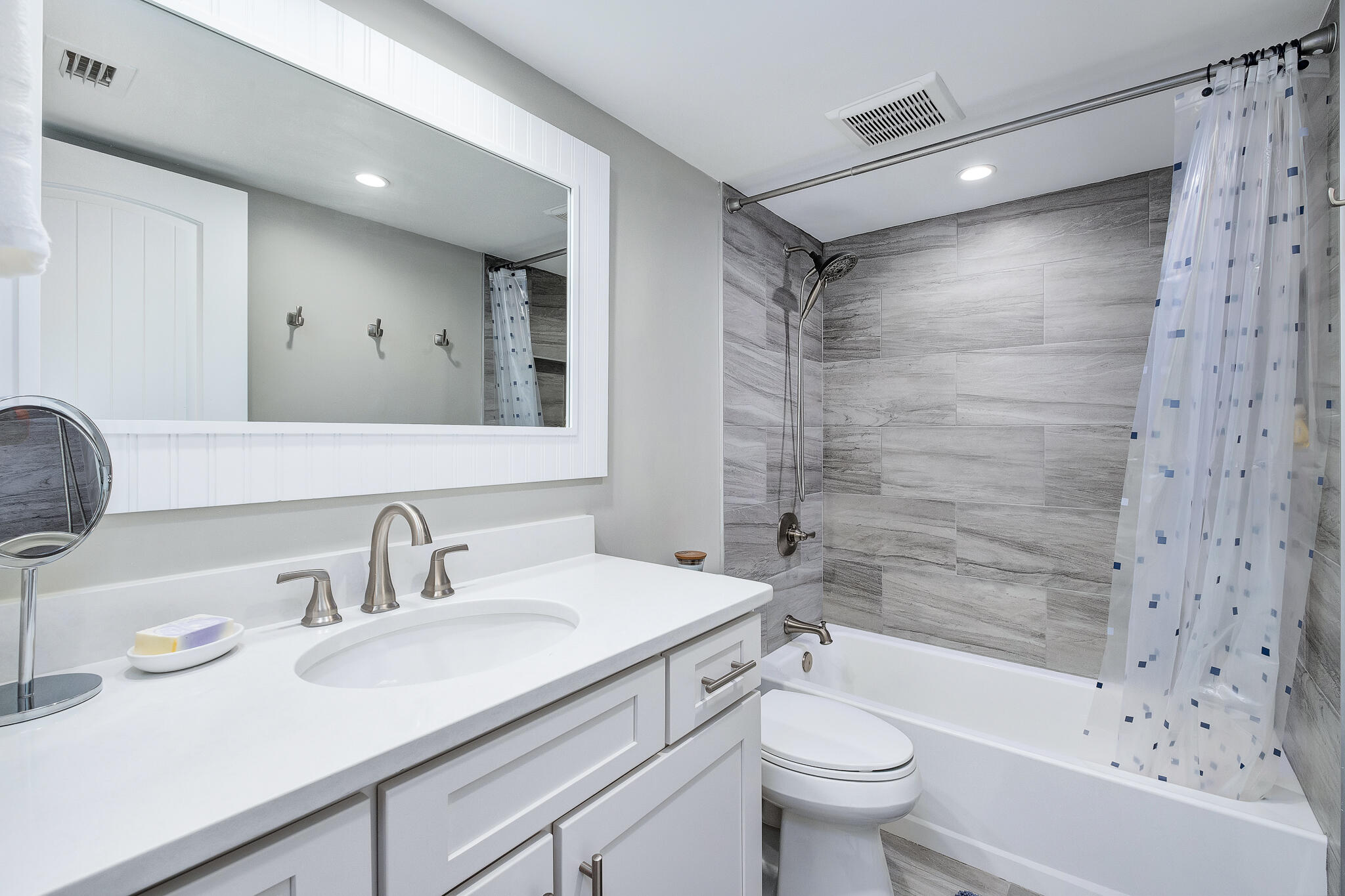 GRAND MARINER PH 1 - Residential