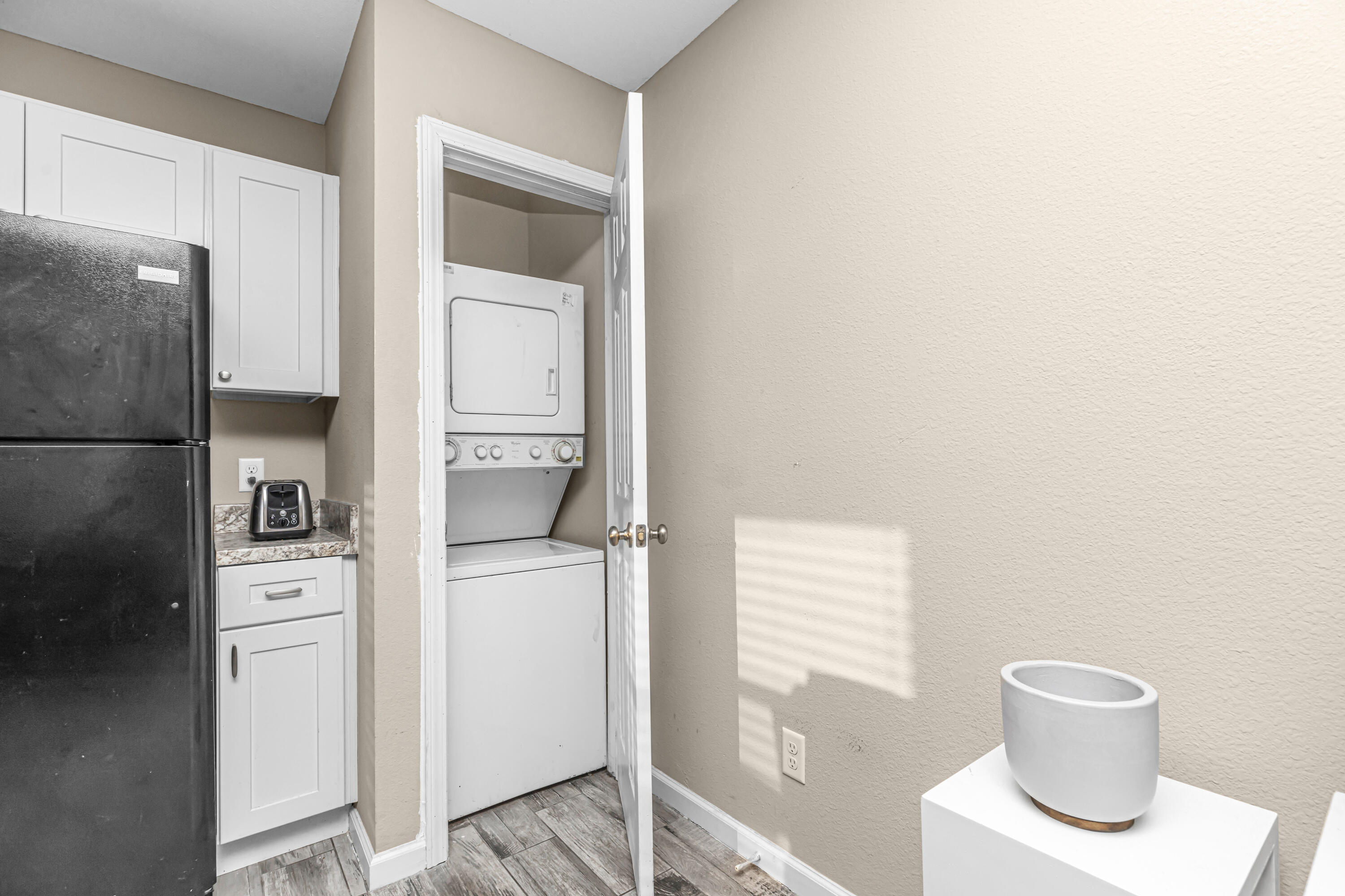 SYLVANIA HEIGHTS - Residential Lease