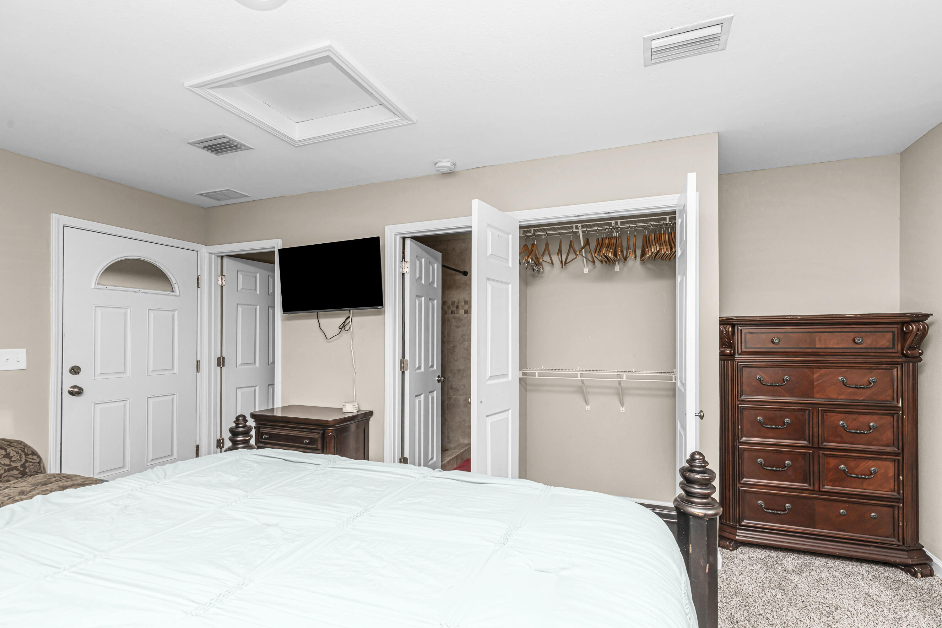 SYLVANIA HEIGHTS - Residential Lease