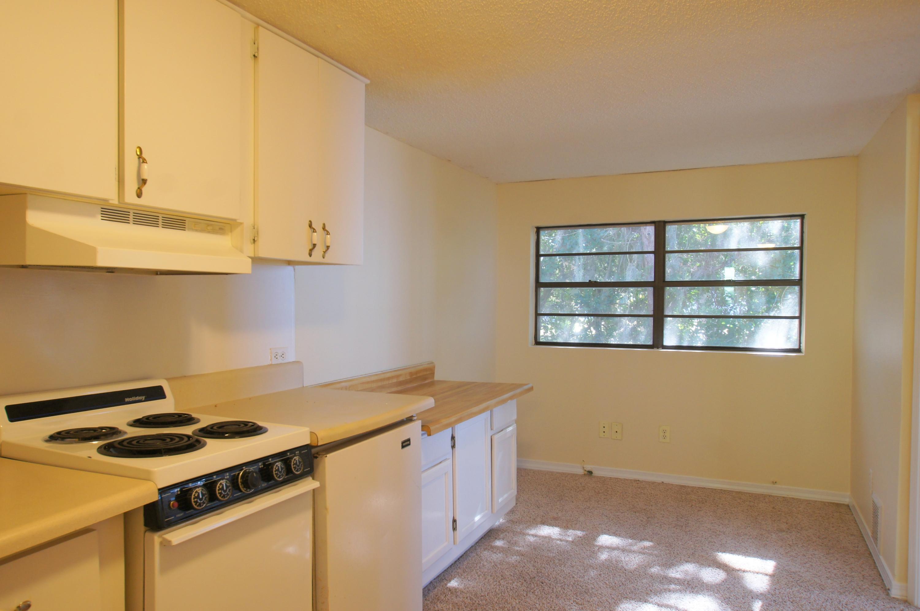 BAY GROVE - Residential