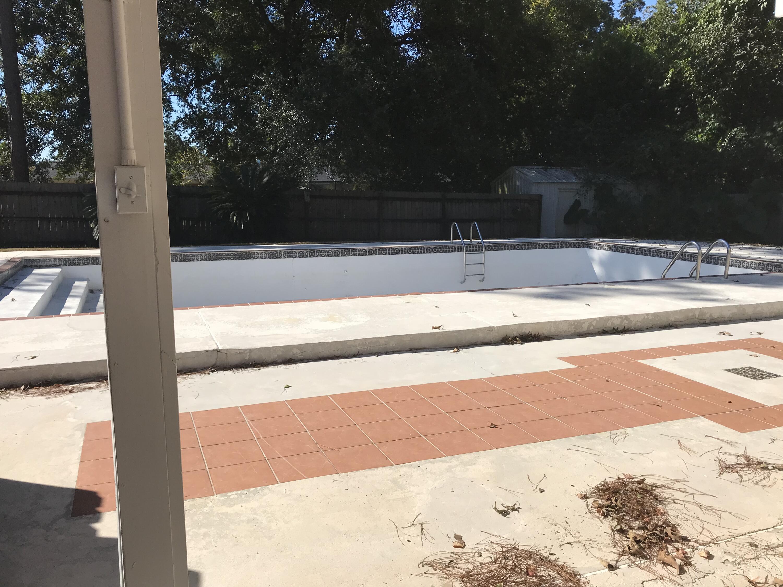 ADAMS POWELL - Residential Lease