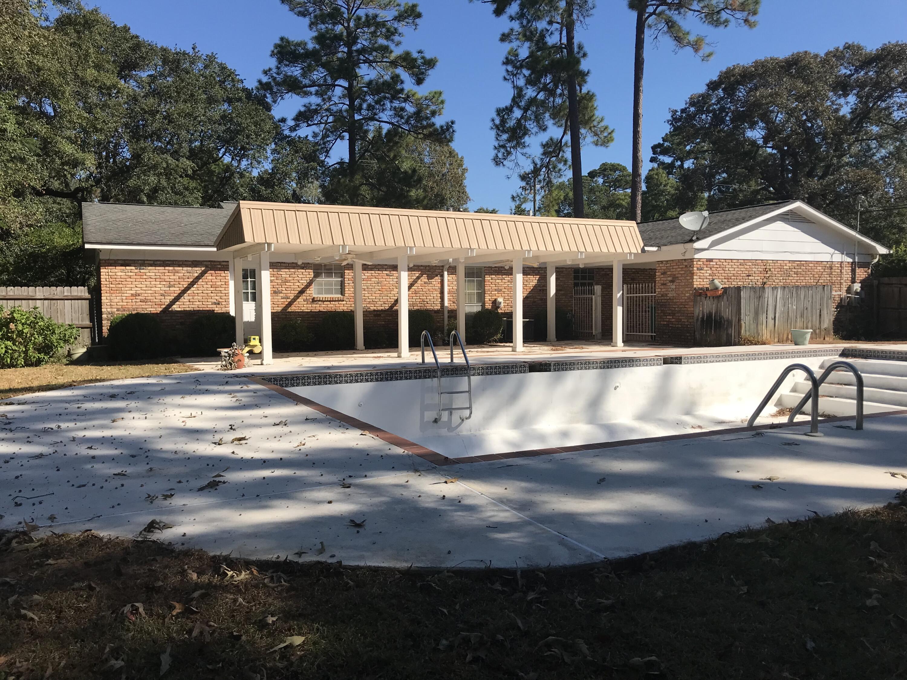 ADAMS POWELL - Residential Lease