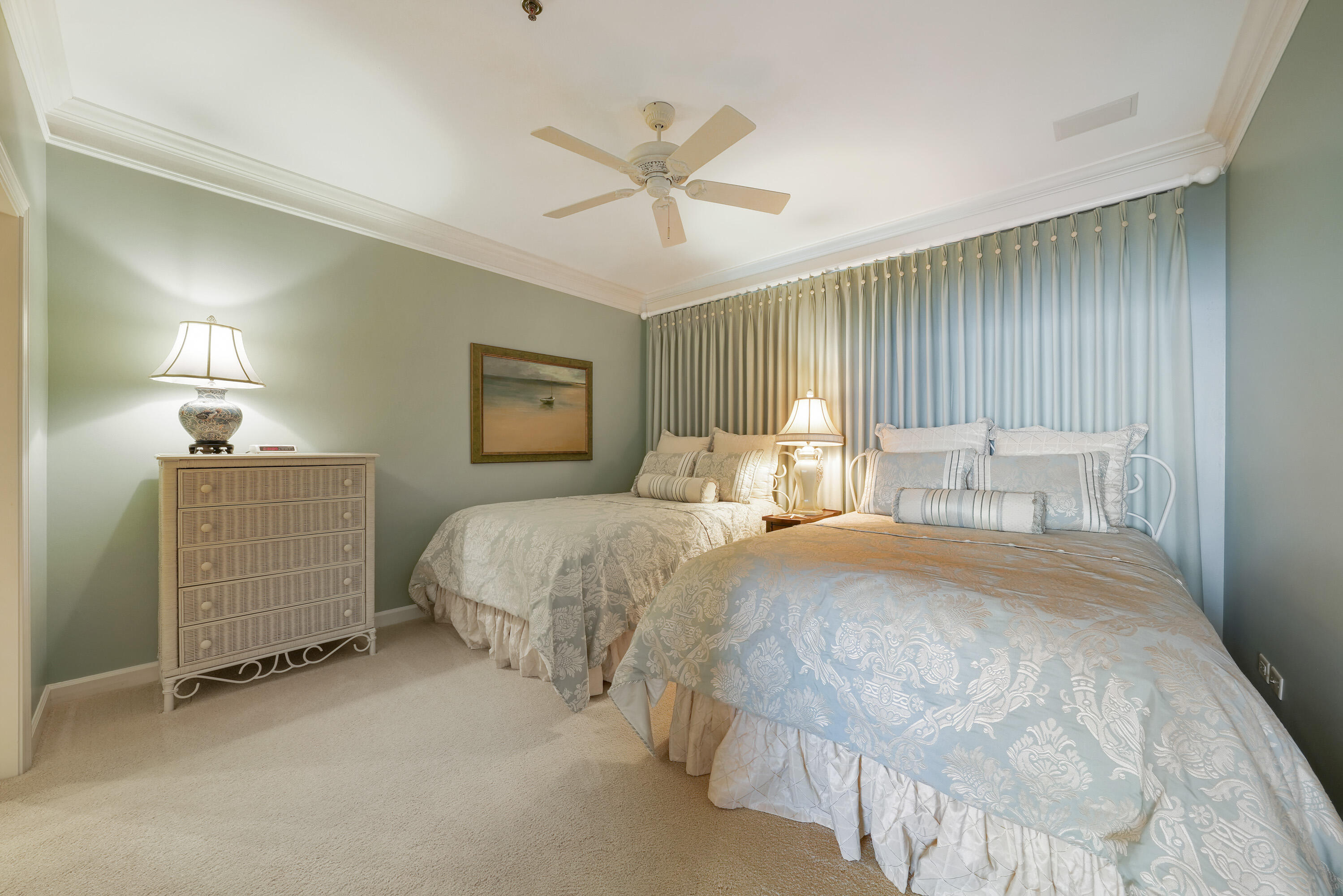 HIDDEN DUNES GRAND VILLAS - Residential