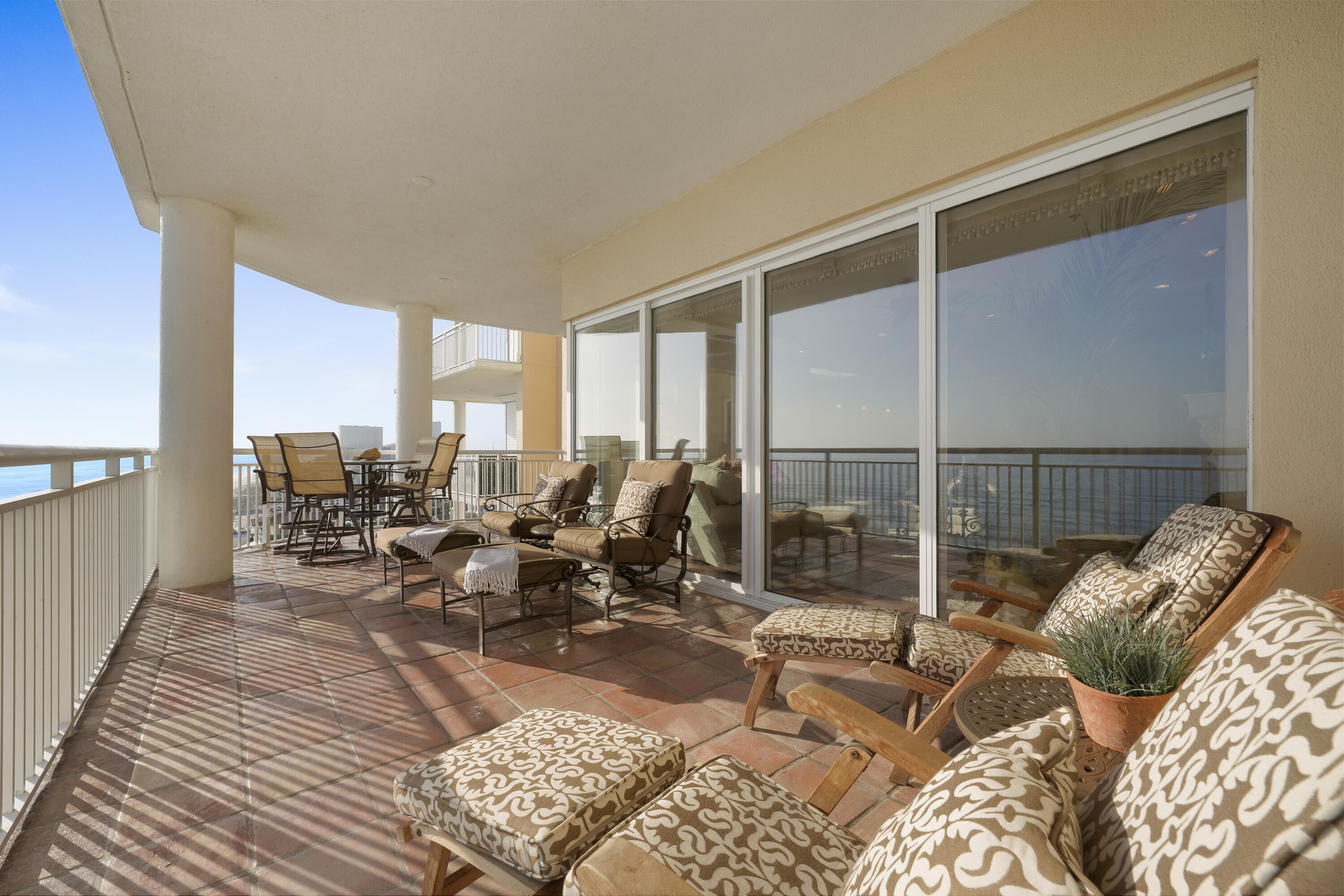 HIDDEN DUNES GRAND VILLAS - Residential