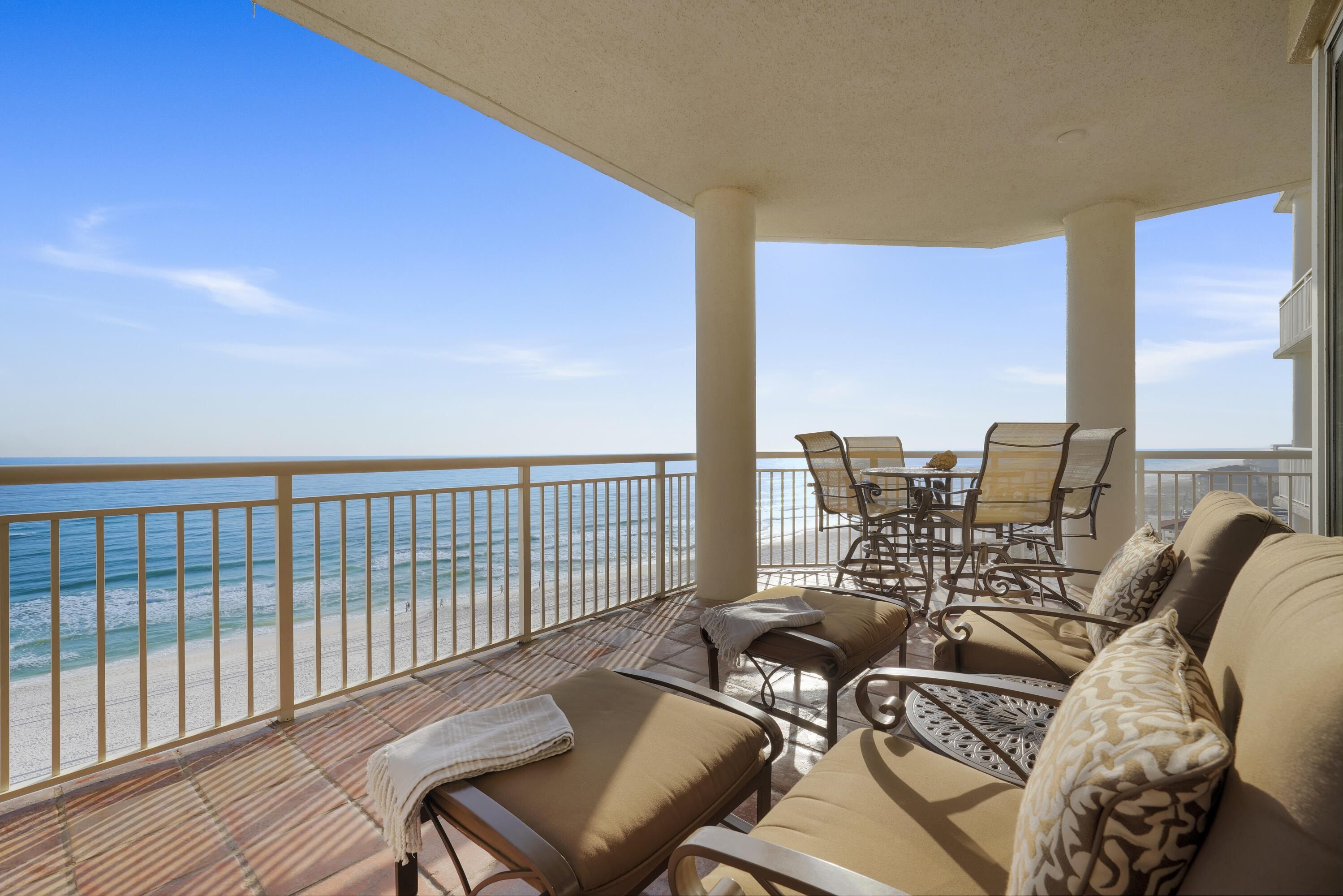 HIDDEN DUNES GRAND VILLAS - Residential