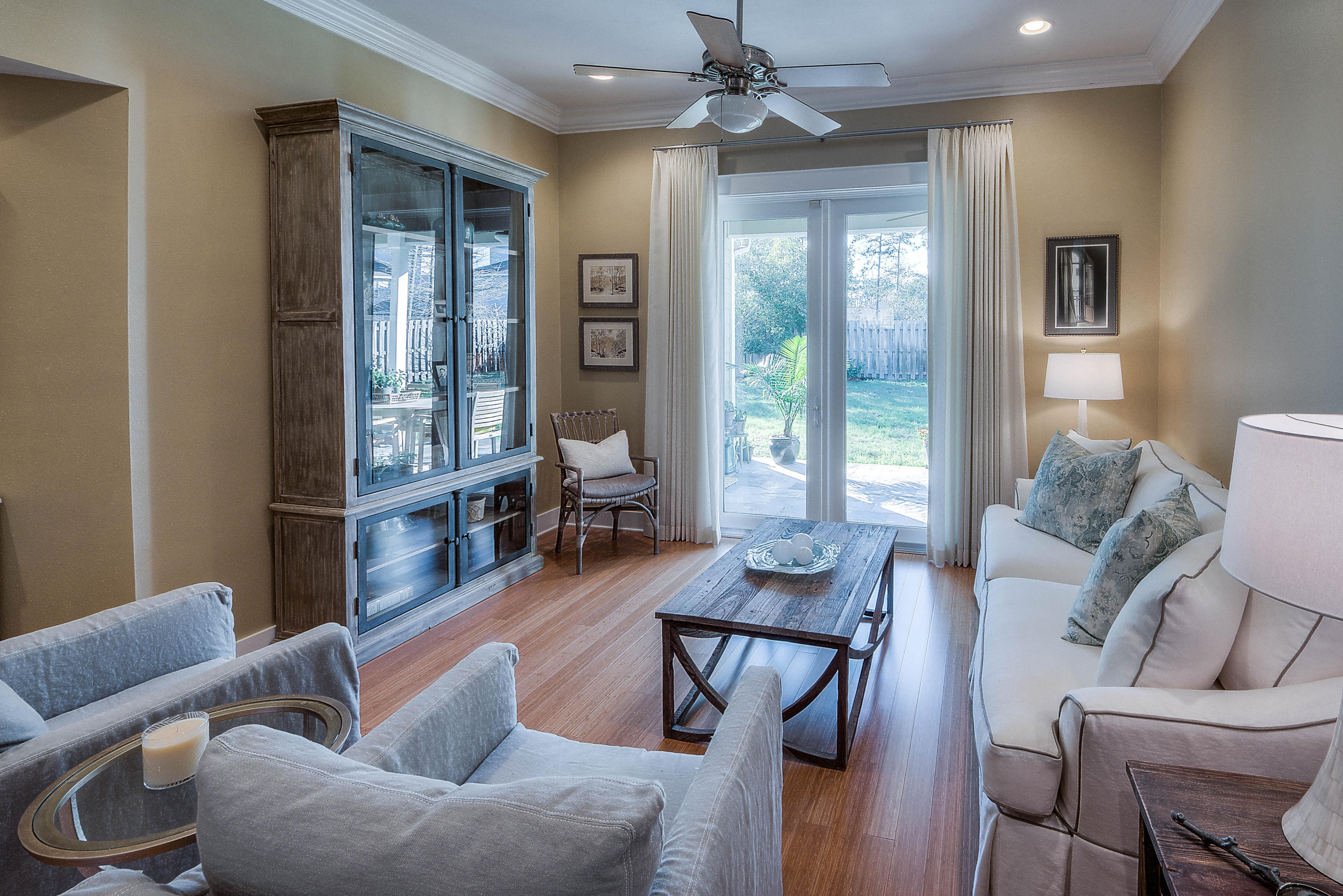 BOTANY BAYOU - Residential