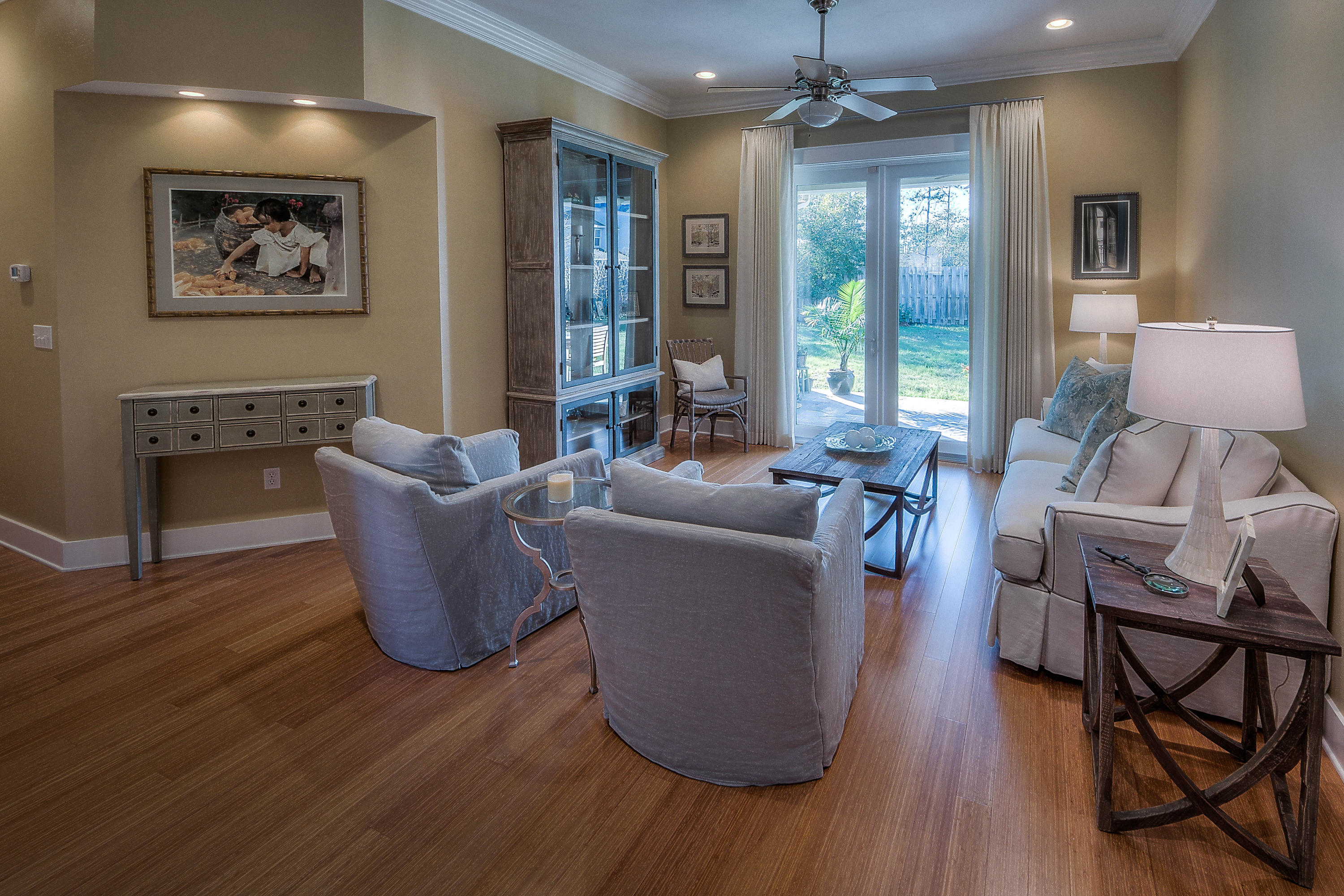 BOTANY BAYOU - Residential