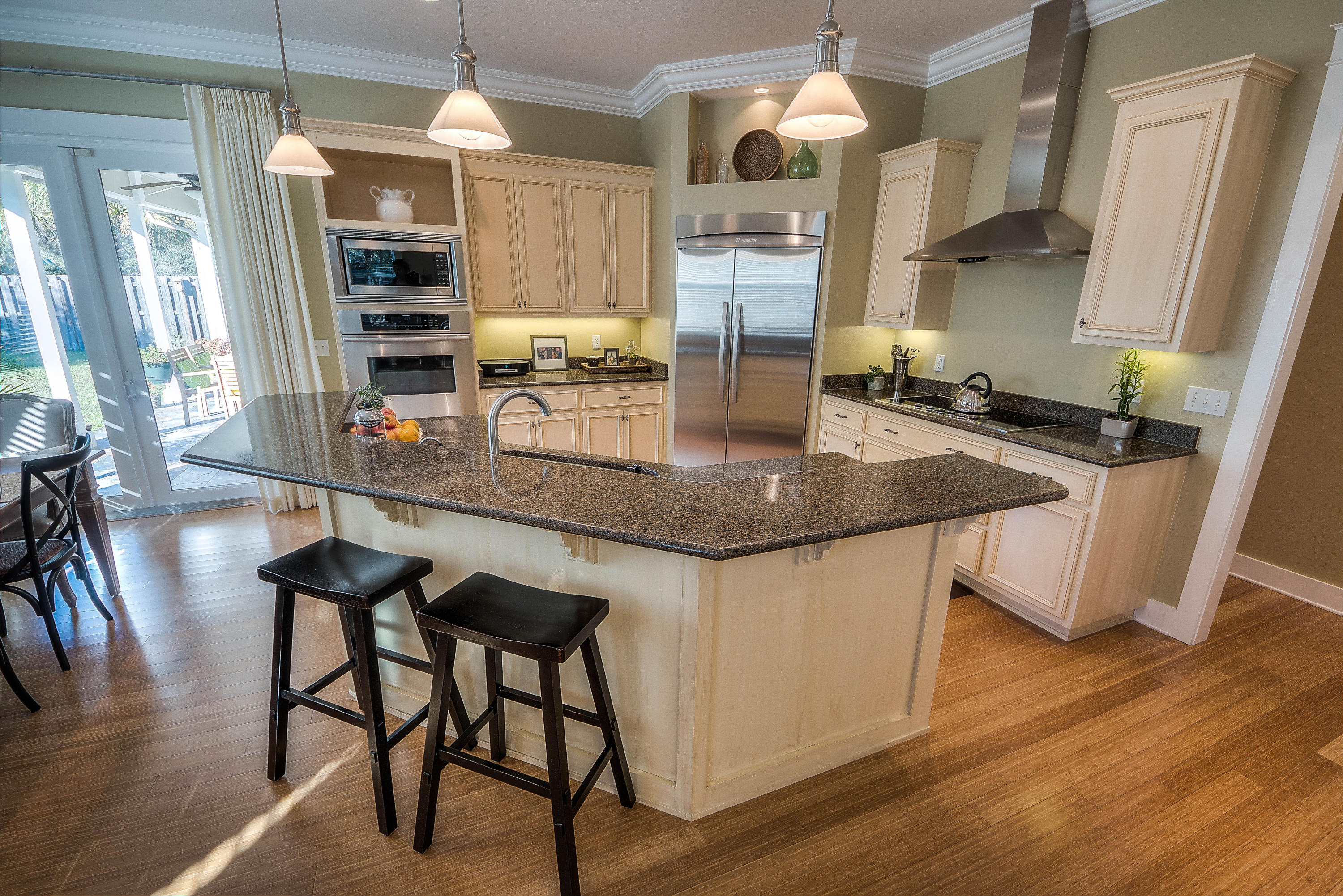 BOTANY BAYOU - Residential