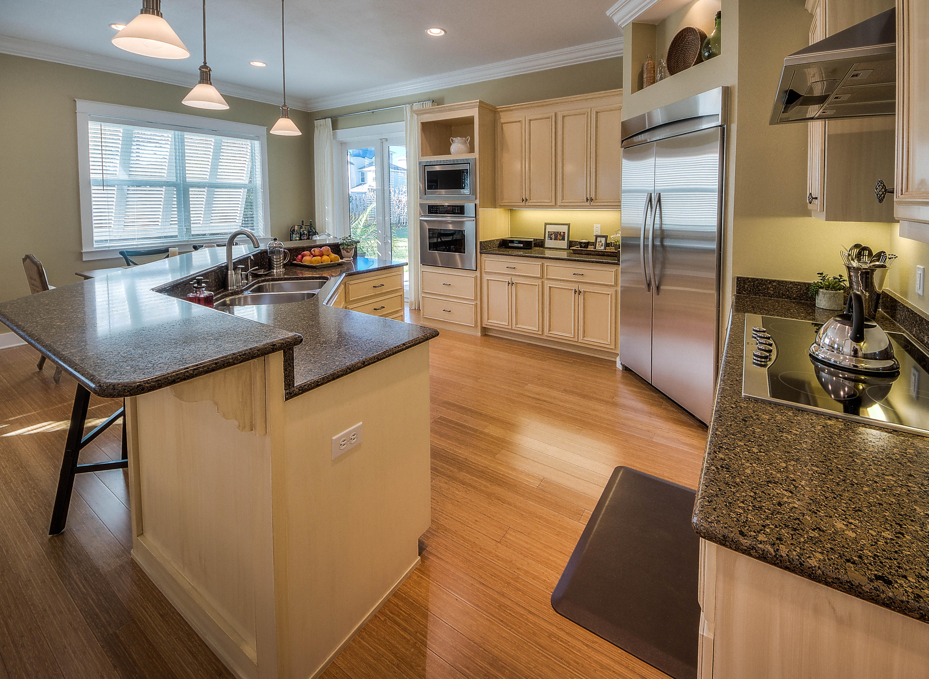 BOTANY BAYOU - Residential