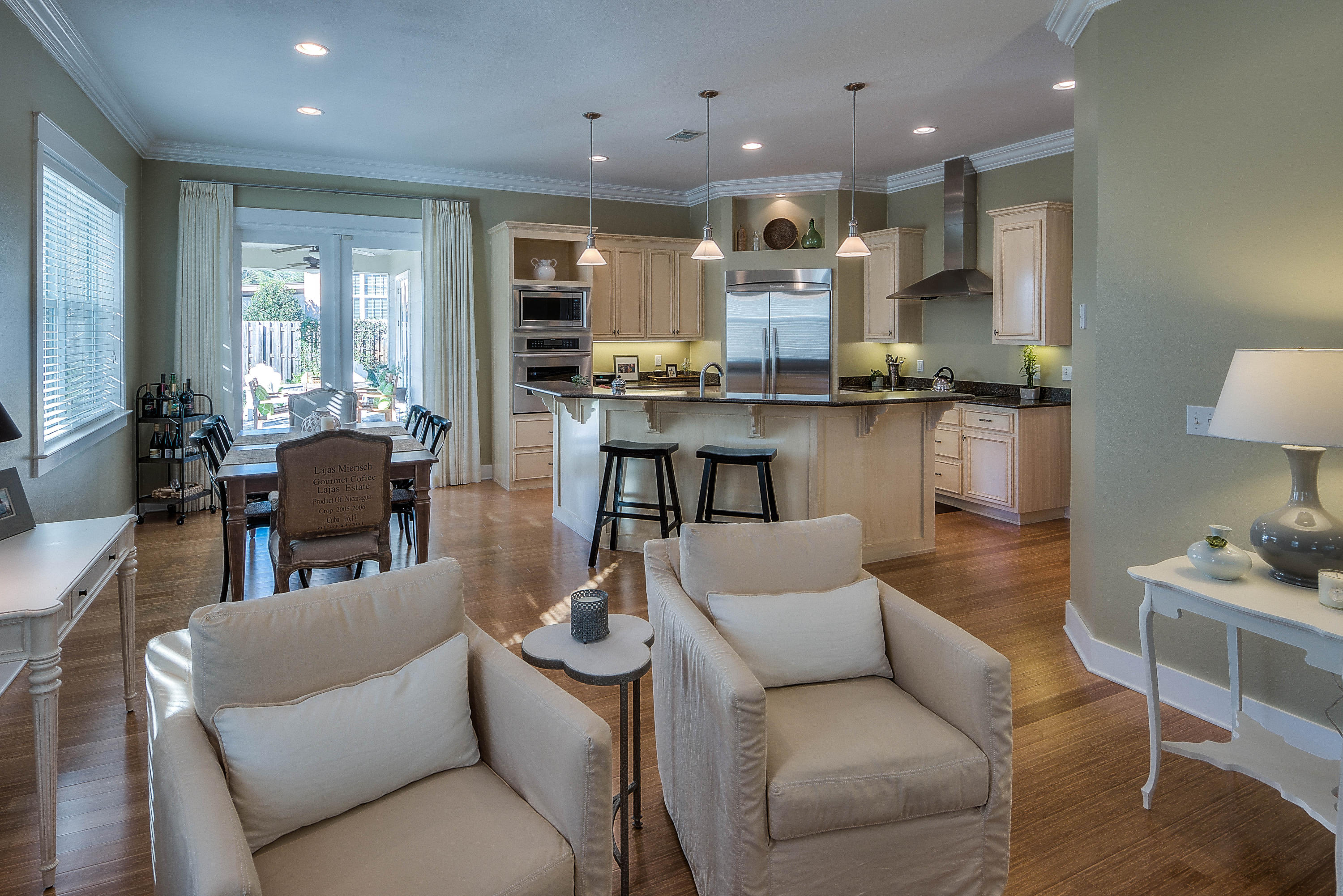 BOTANY BAYOU - Residential