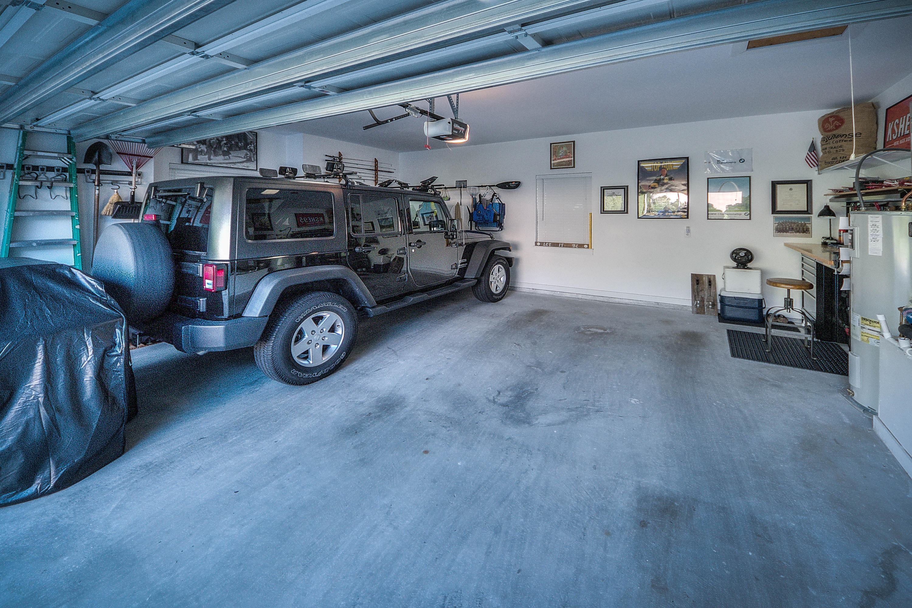 BOTANY BAYOU - Residential