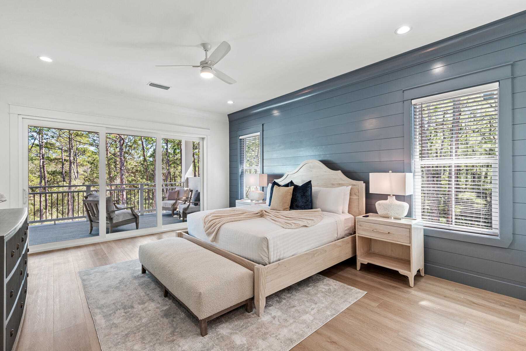 GULF SHORE MANOR - Residential