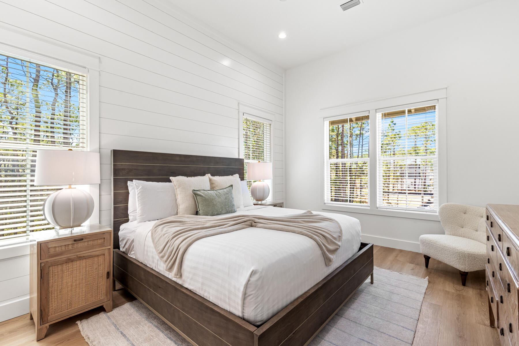 GULF SHORE MANOR - Residential