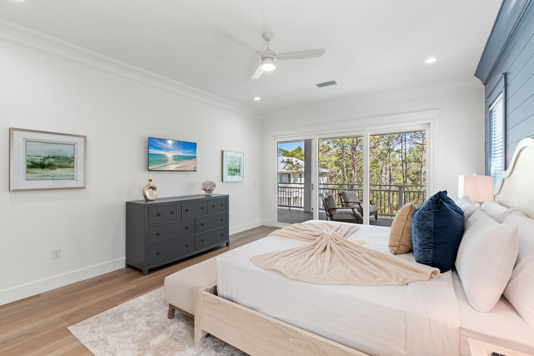 GULF SHORE MANOR - Residential