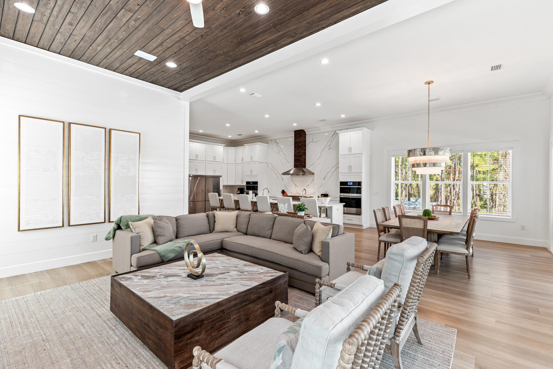 GULF SHORE MANOR - Residential