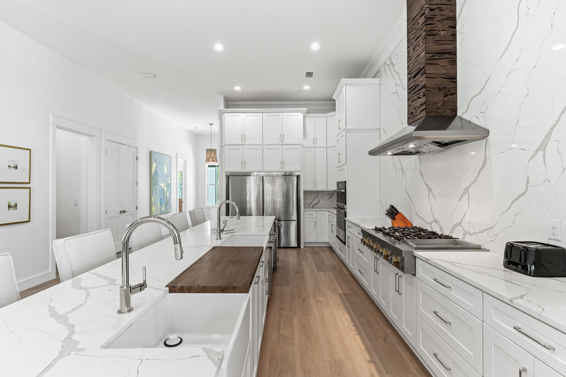 GULF SHORE MANOR - Residential