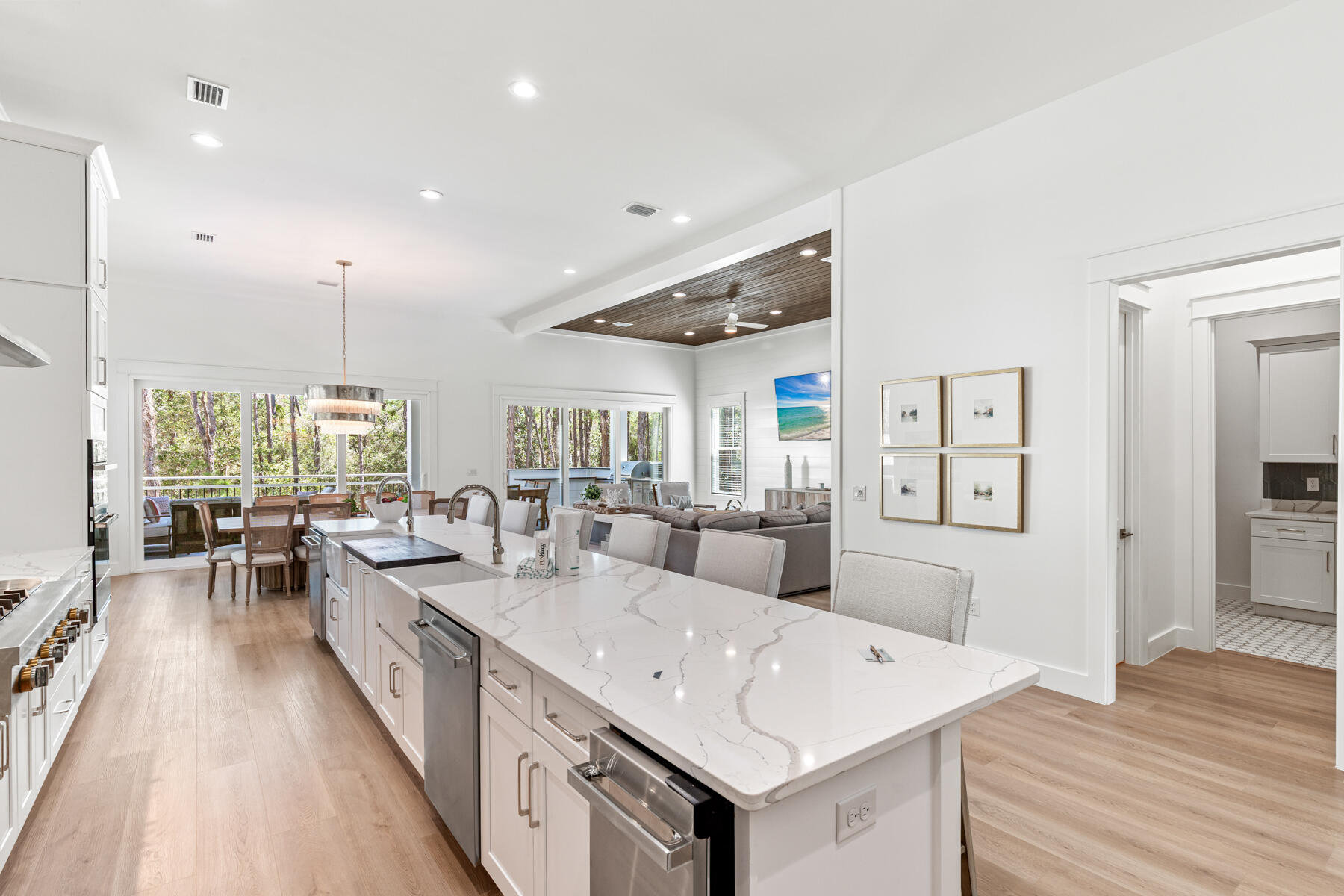 GULF SHORE MANOR - Residential
