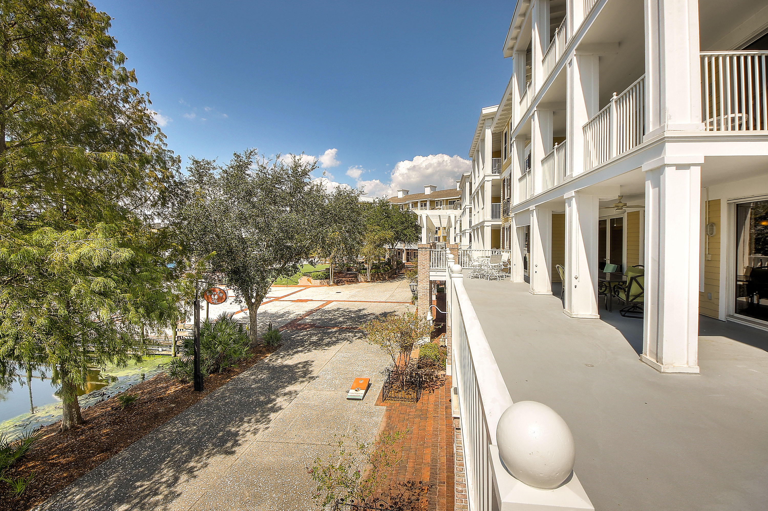 OBSERVATION POINT - Residential