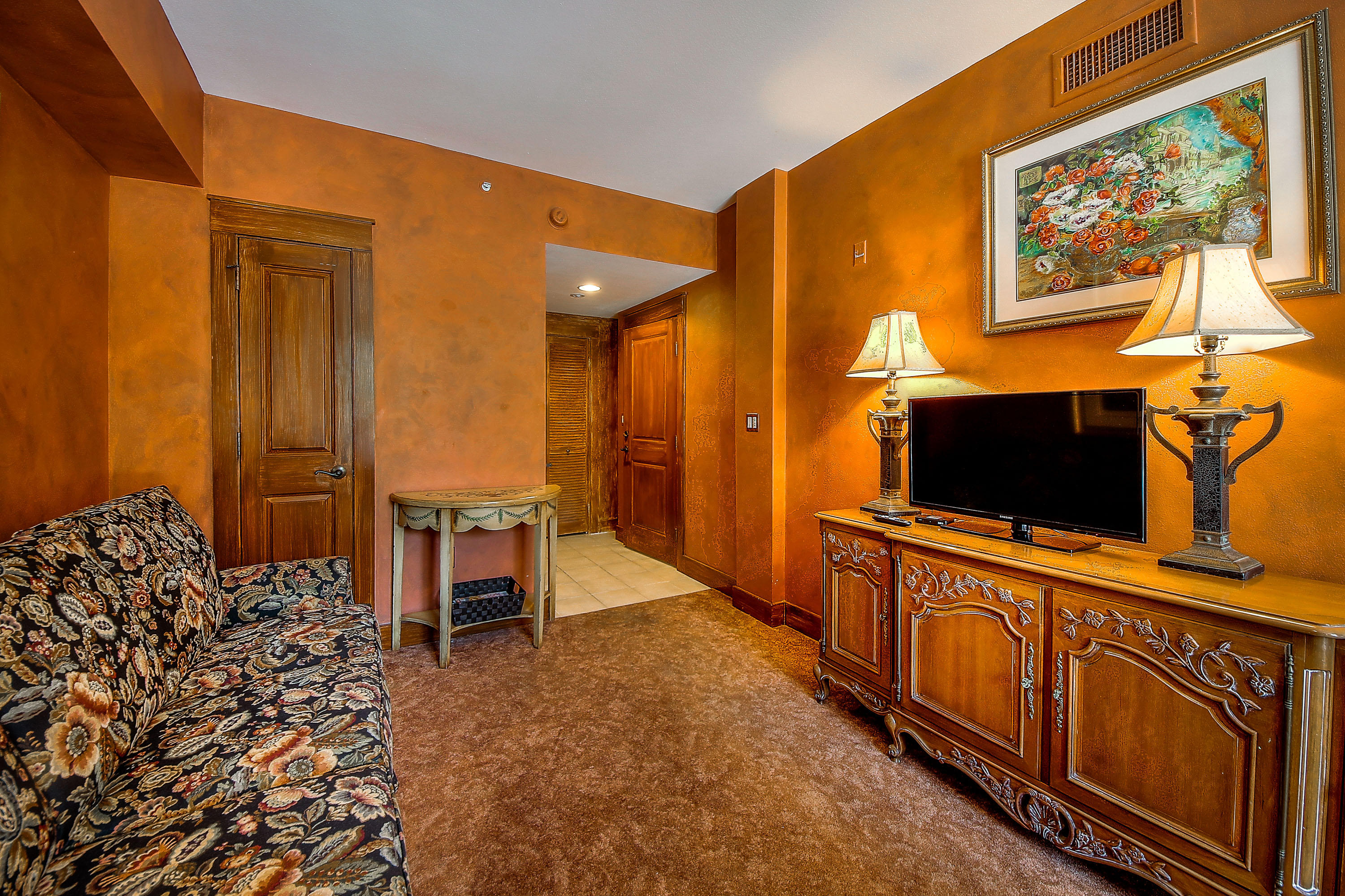 OBSERVATION POINT - Residential