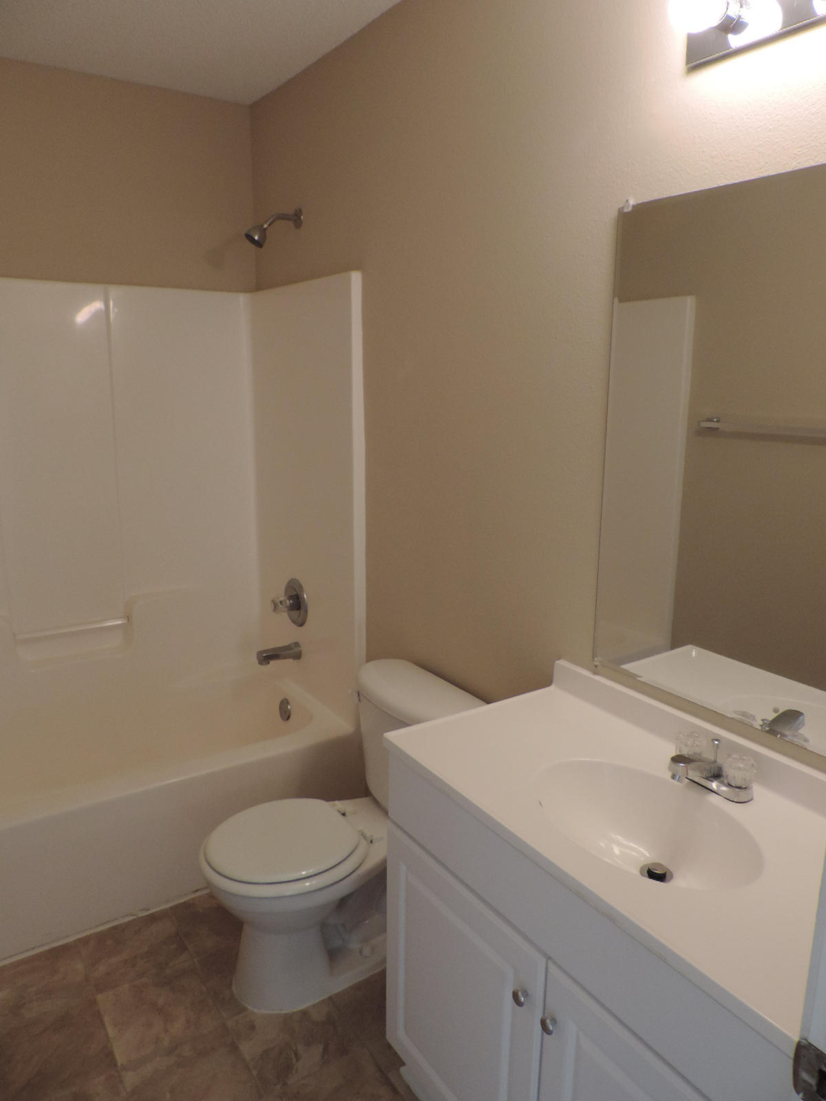 CREETWOOD PLACE - Residential