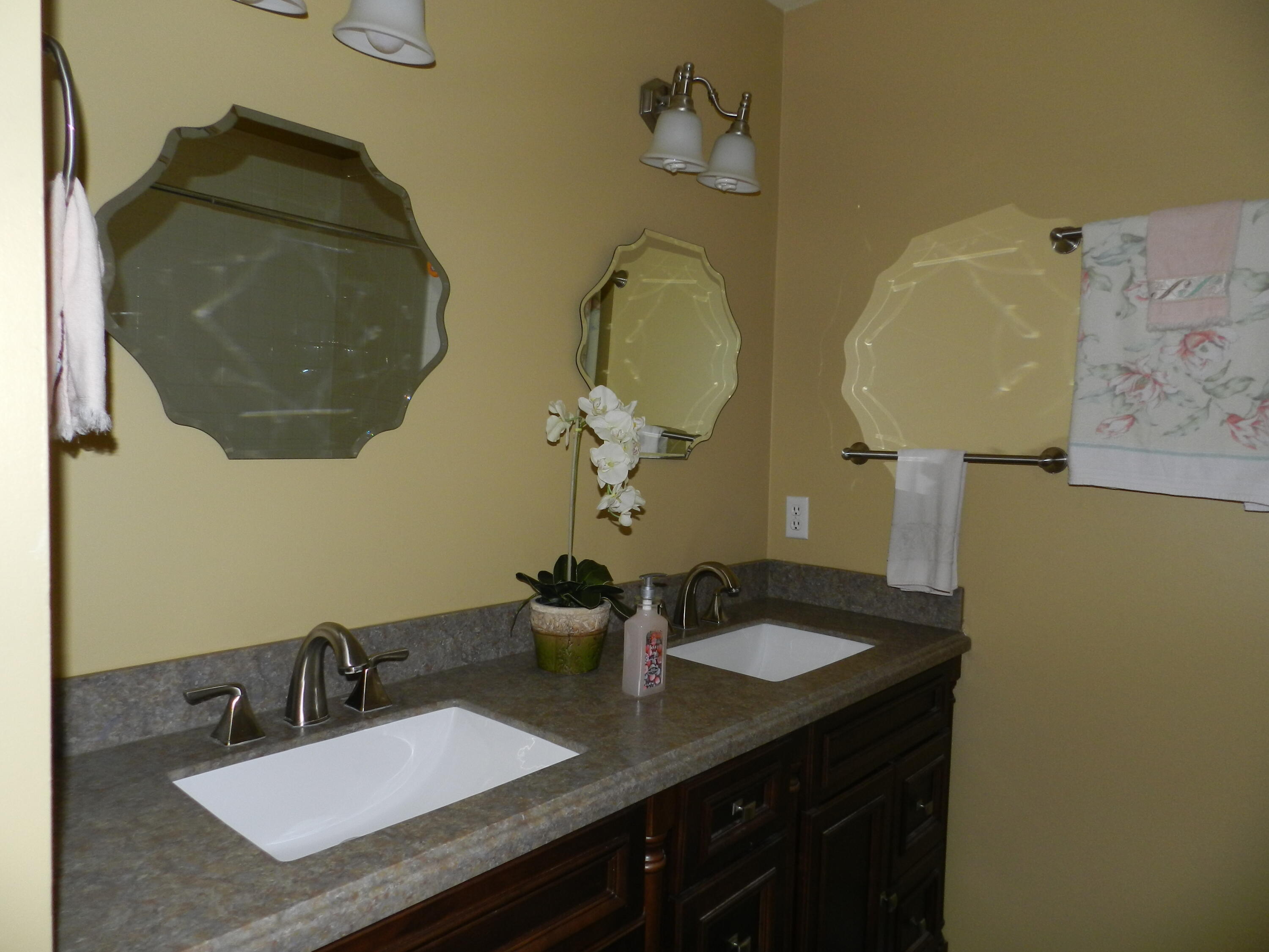 DOGWOOD ESTATES - Residential