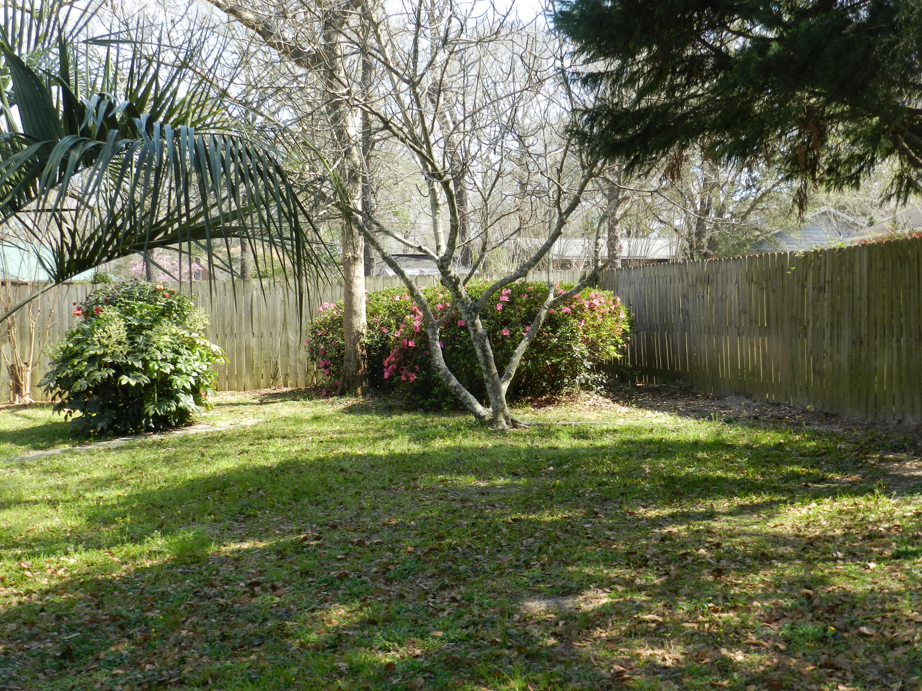 DOGWOOD ESTATES - Residential