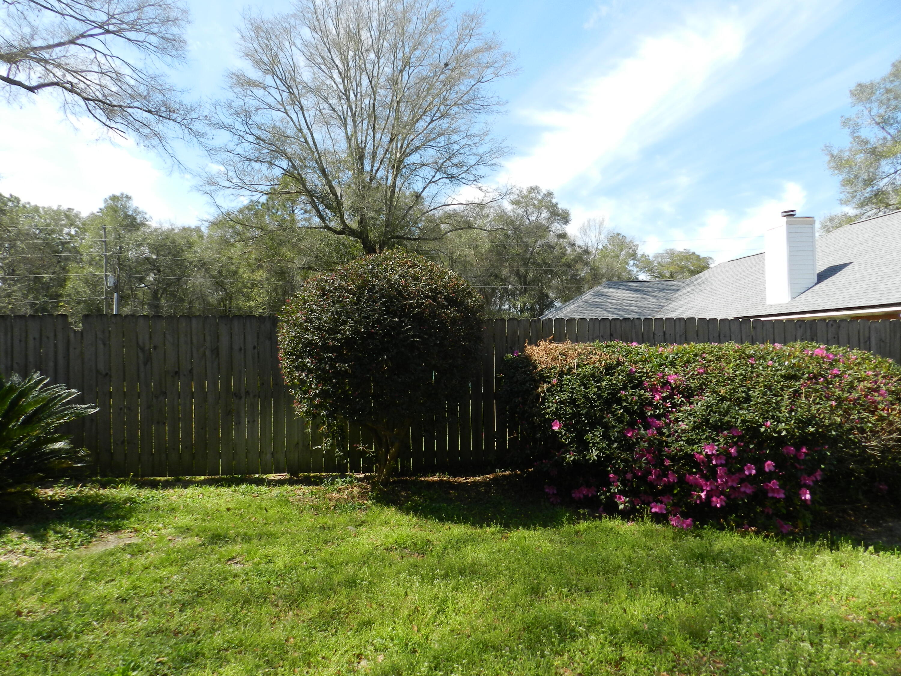 DOGWOOD ESTATES - Residential