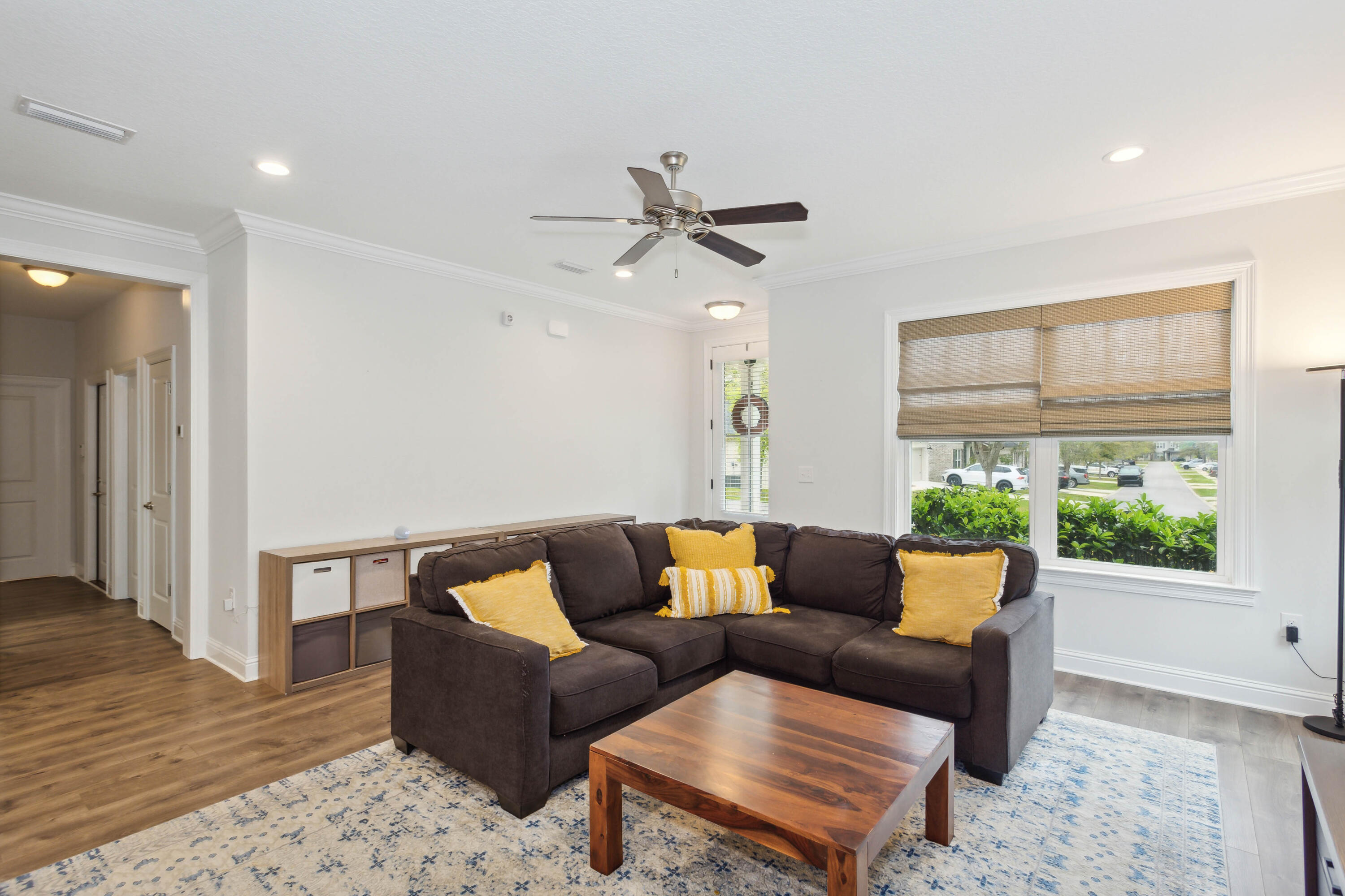 LAUREL OAKS S/D - Residential