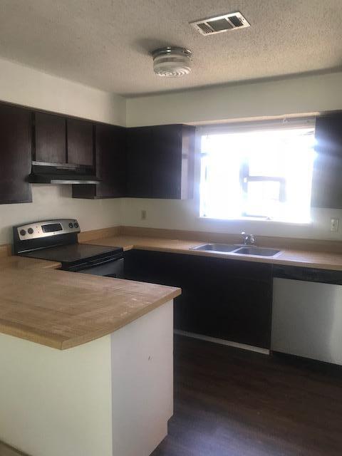 CAMBRIDGE T/H - Residential Lease