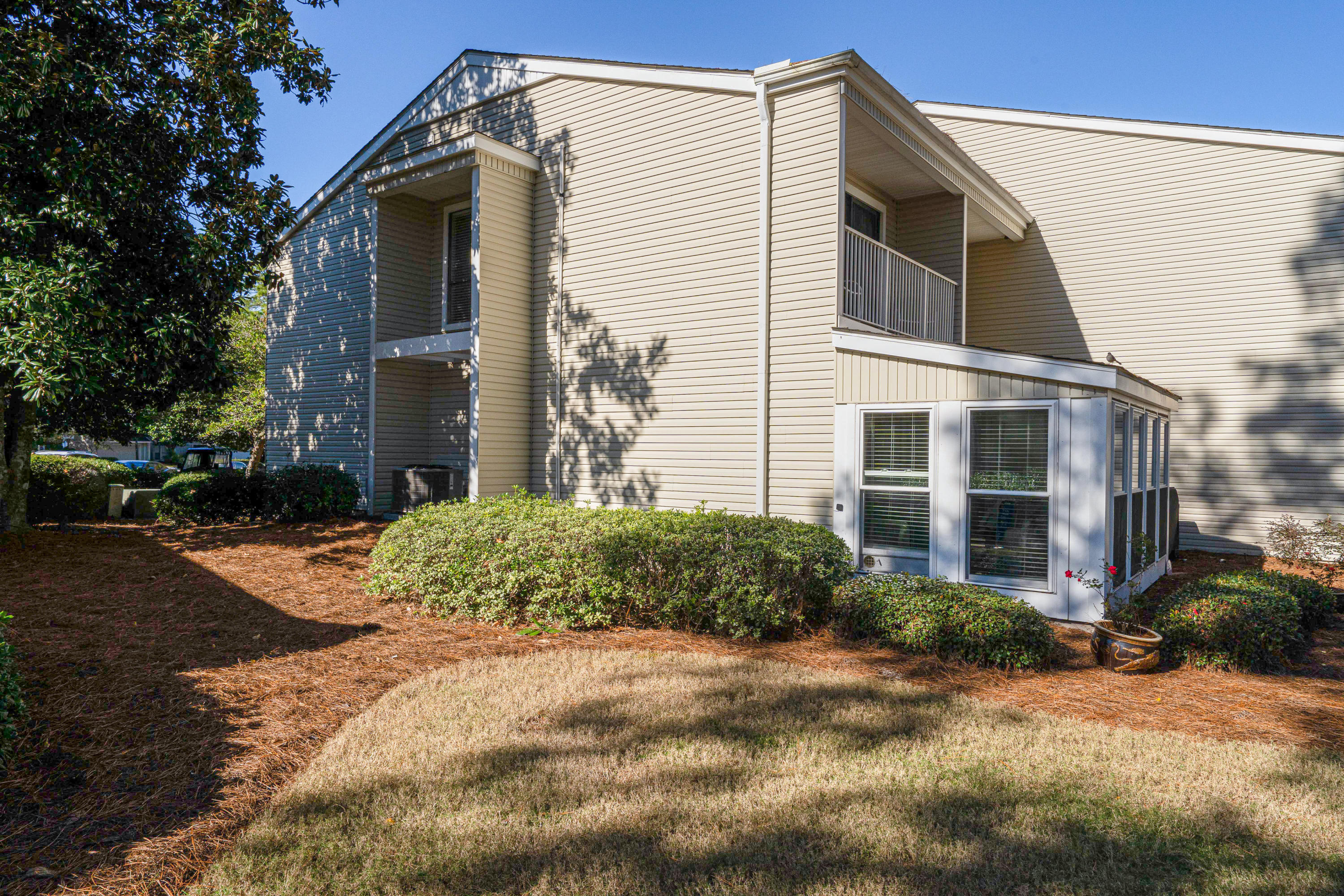 MAGNOLIA VILLAGE CONDO - Residential