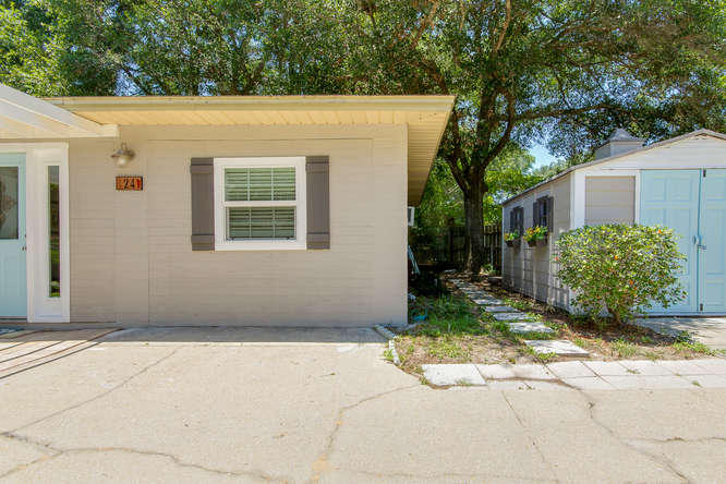 ELLIOTTS POINT RESUB - Residential