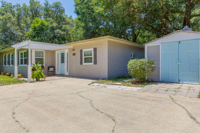 ELLIOTTS POINT RESUB - Residential