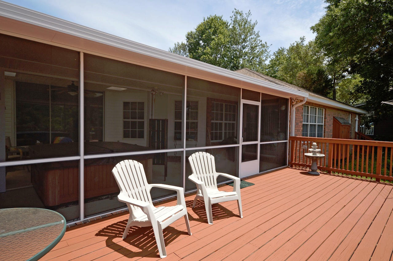 TOM KING ESTATES - Residential