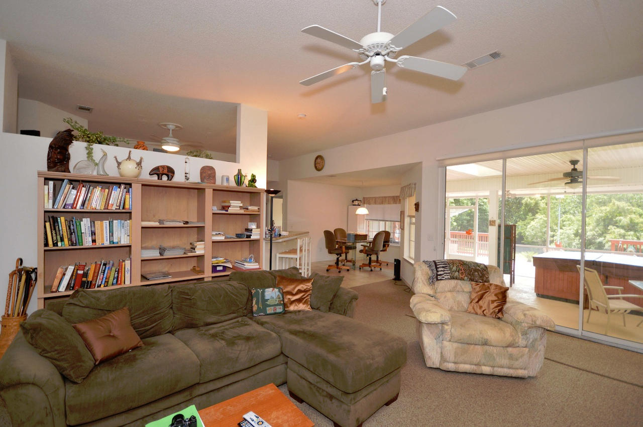 TOM KING ESTATES - Residential