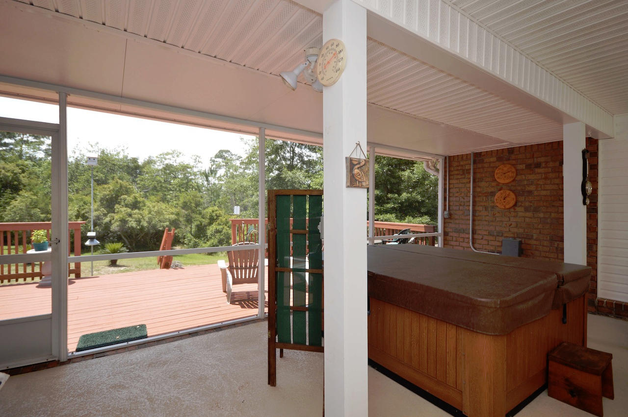 TOM KING ESTATES - Residential