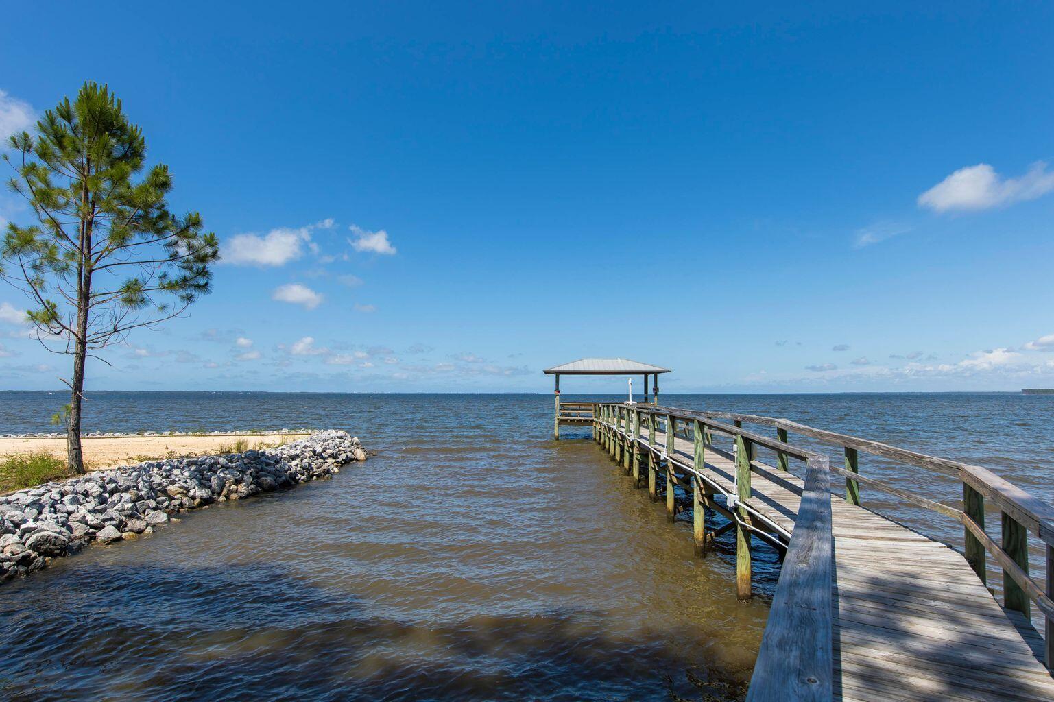 Bay Harbour - Land