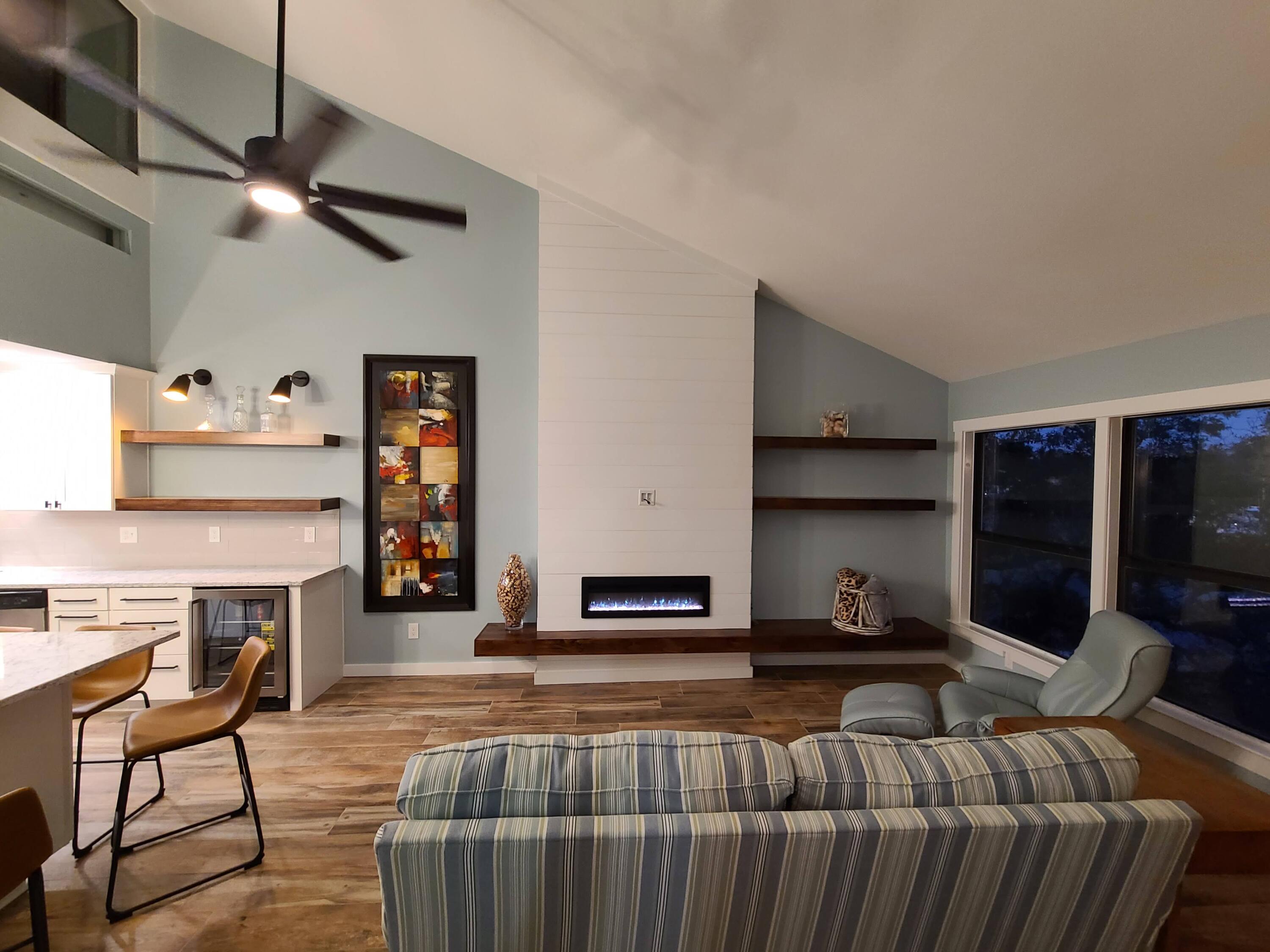 MARINA VILLAS CONDO AT BLUEWATER BAY - Residential